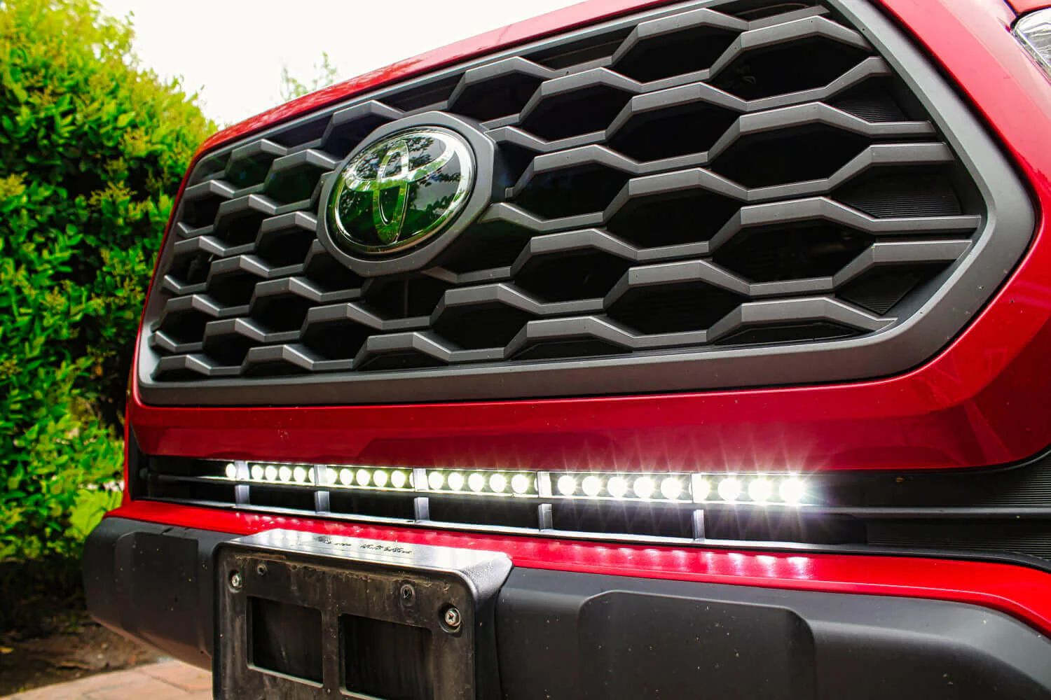 2016-2023 Toyota Tacoma Single 30in Light Bar - Image 4