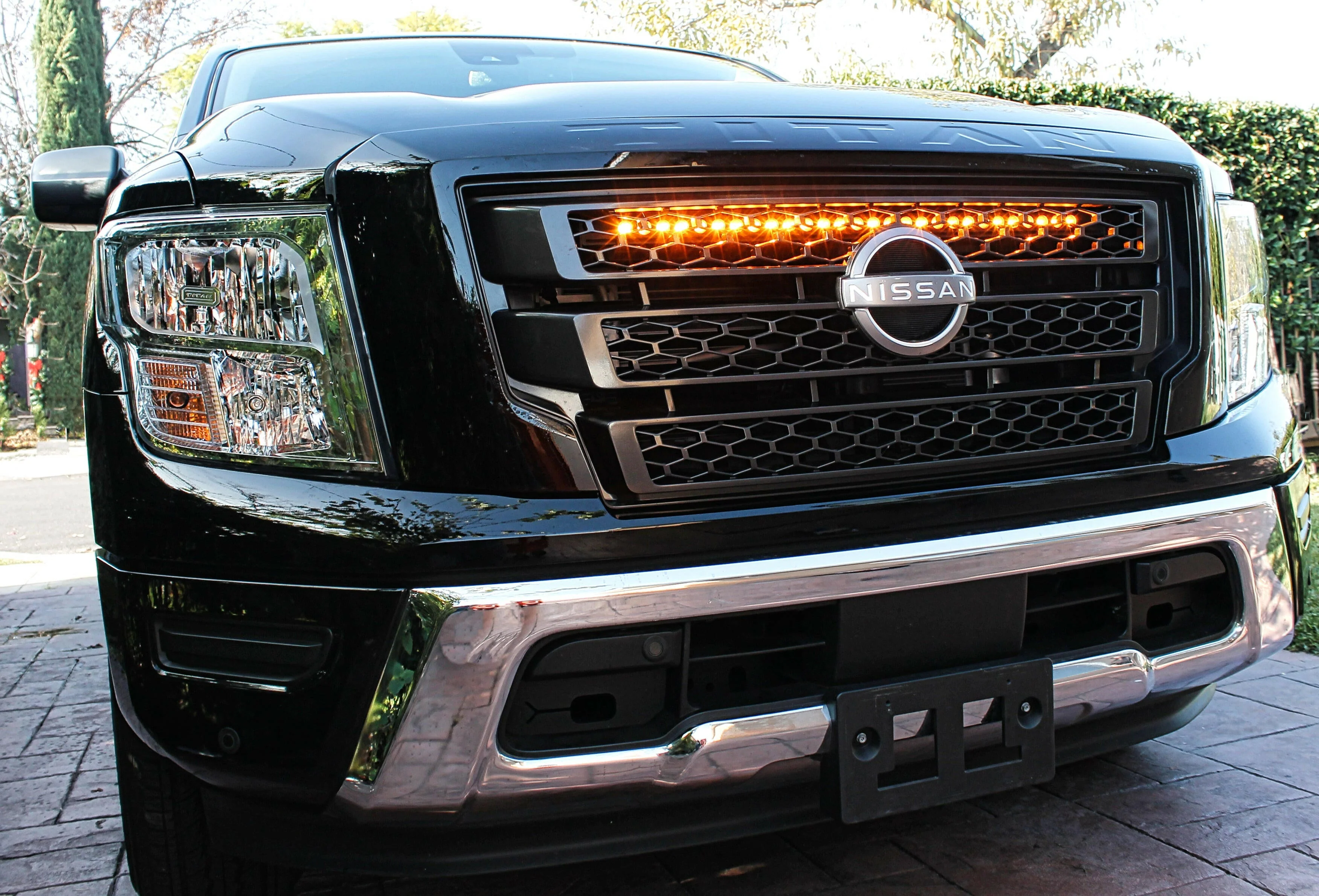 2017+ Nissan Titan Single 30in Light Bar - Image 4