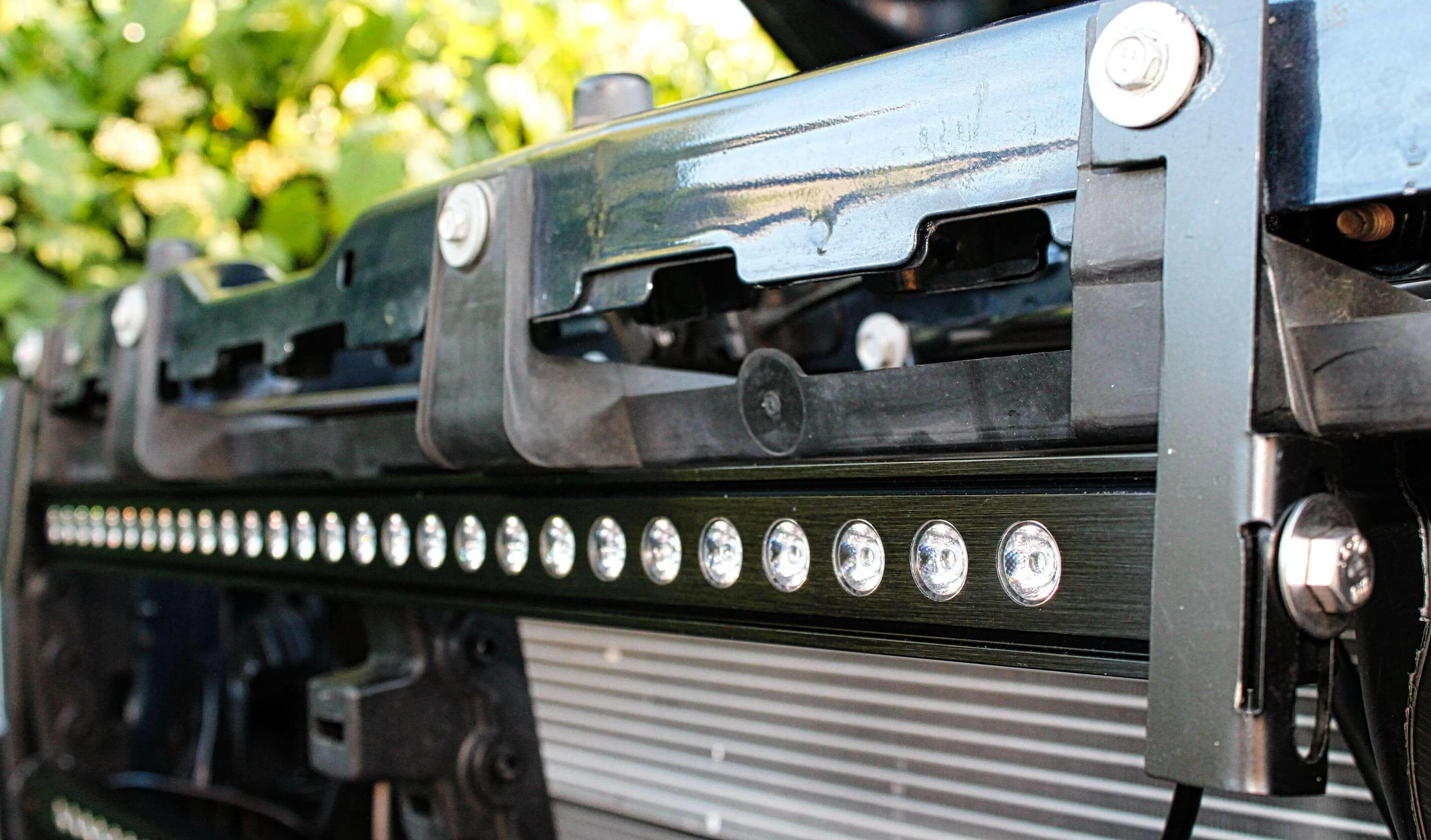 2019-2021 Chevrolet Silverado 1500 Single 30in Light Bar - Image 3
