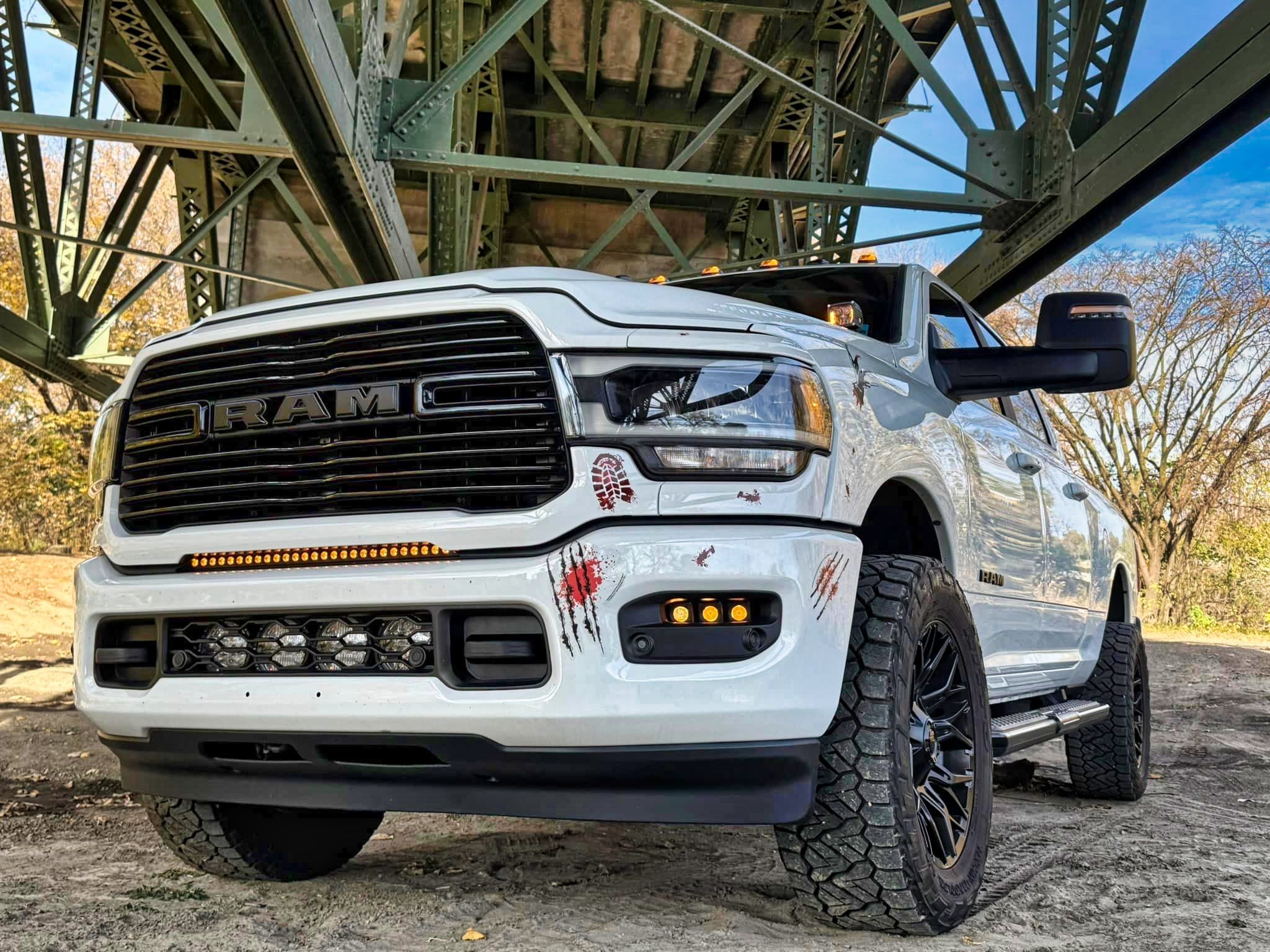 2019-2024 RAM 2500/3500 30in Light Bar - Image 18