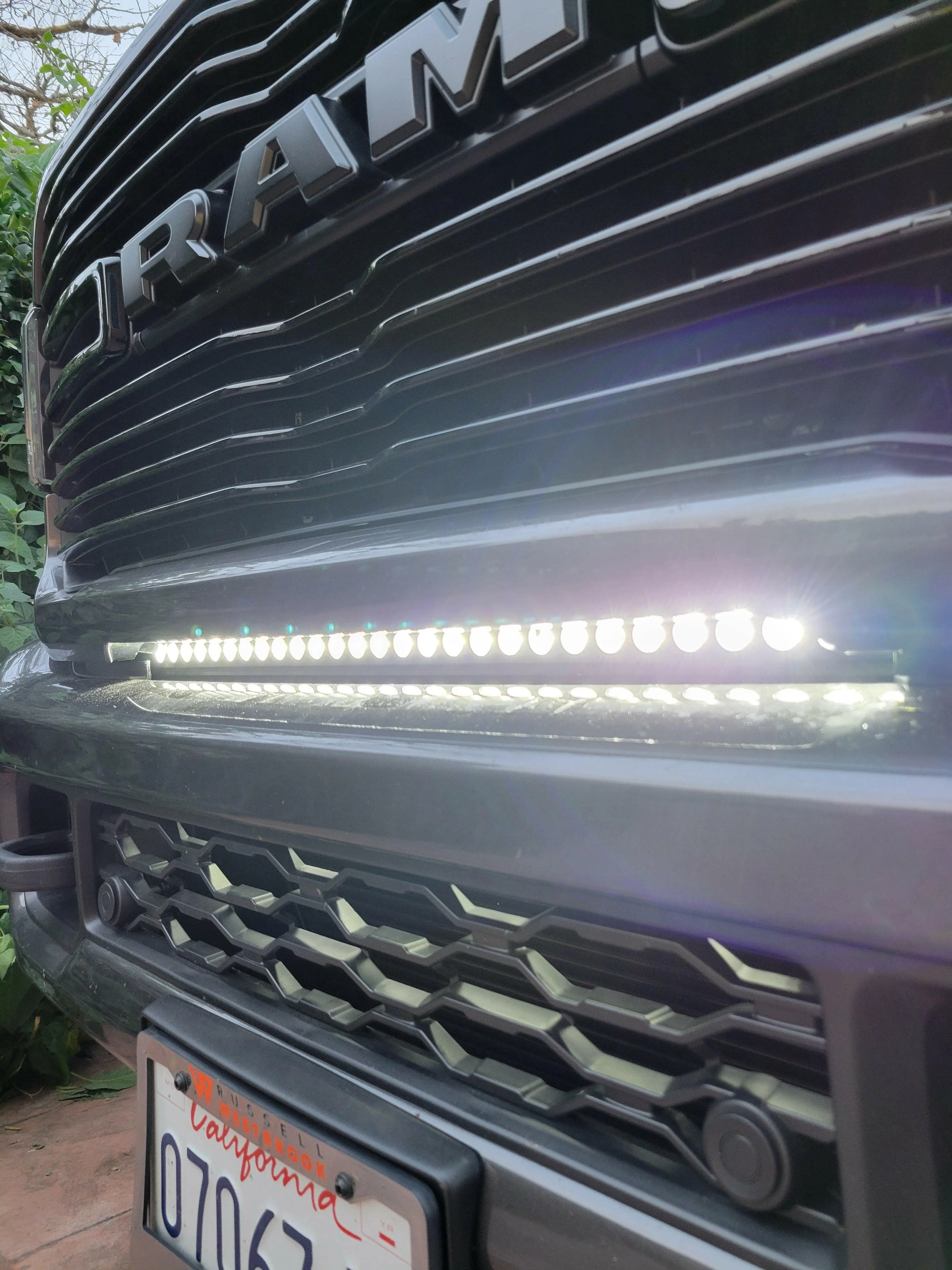 2019-2024 RAM 2500/3500 30in Light Bar - Image 5