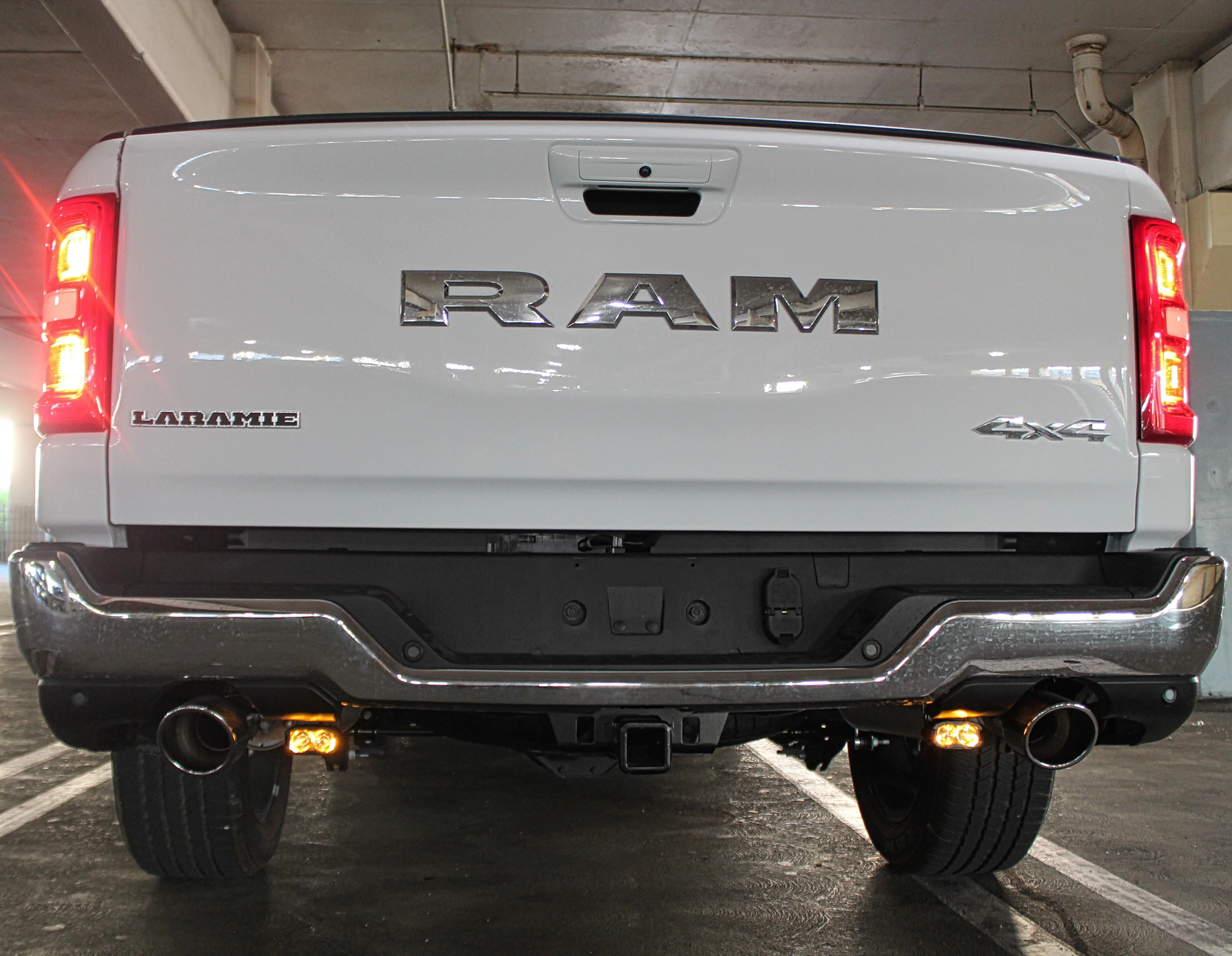 2019+ RAM 1500 Reverse Light - Image 7