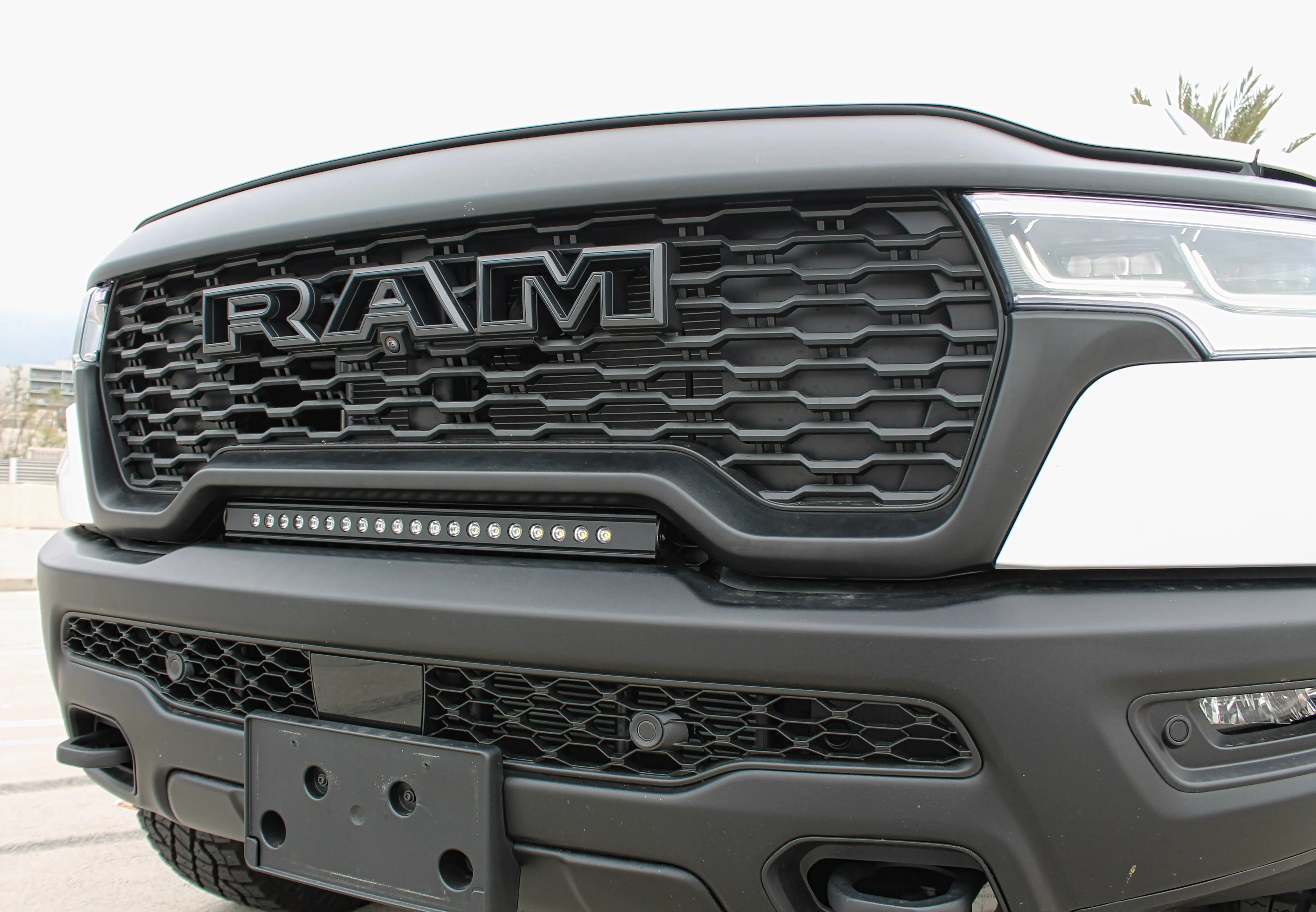 RAM RHO lightbar 2025+ 23in Slim - Image 5