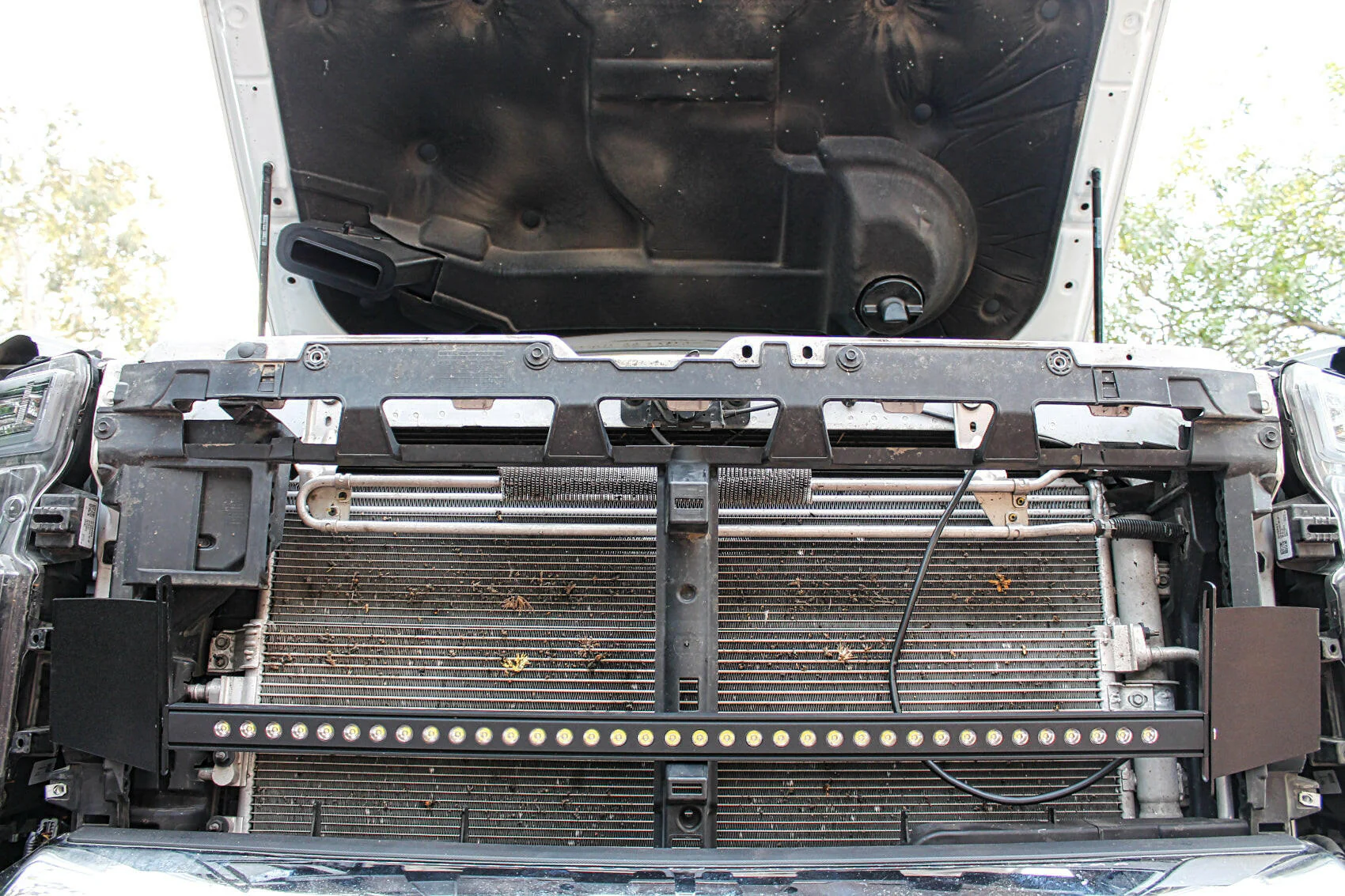 2020+ Chevrolet Silverado 2500/3500HD Single 40in Light Bar - Image 3