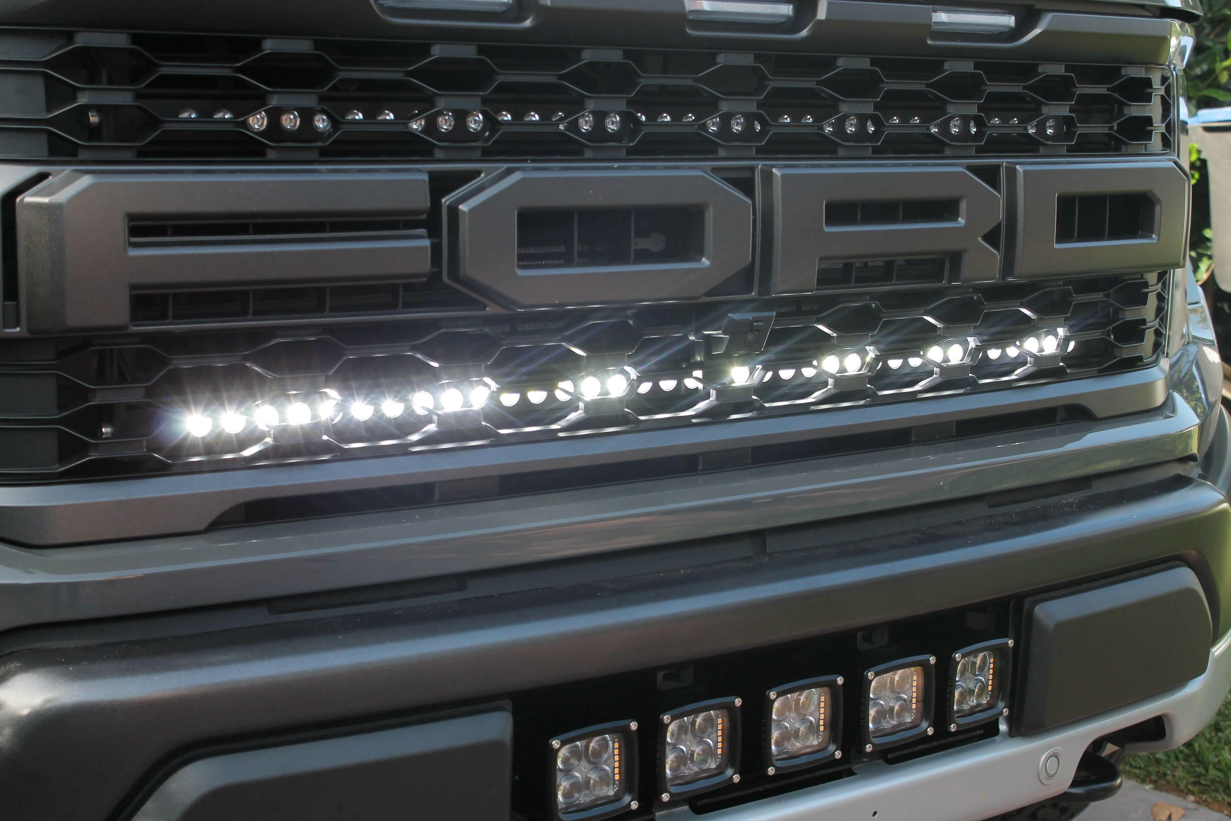 2021-2023 Ford Raptor Gen 3 Single 40in Light Bar - Image 4
