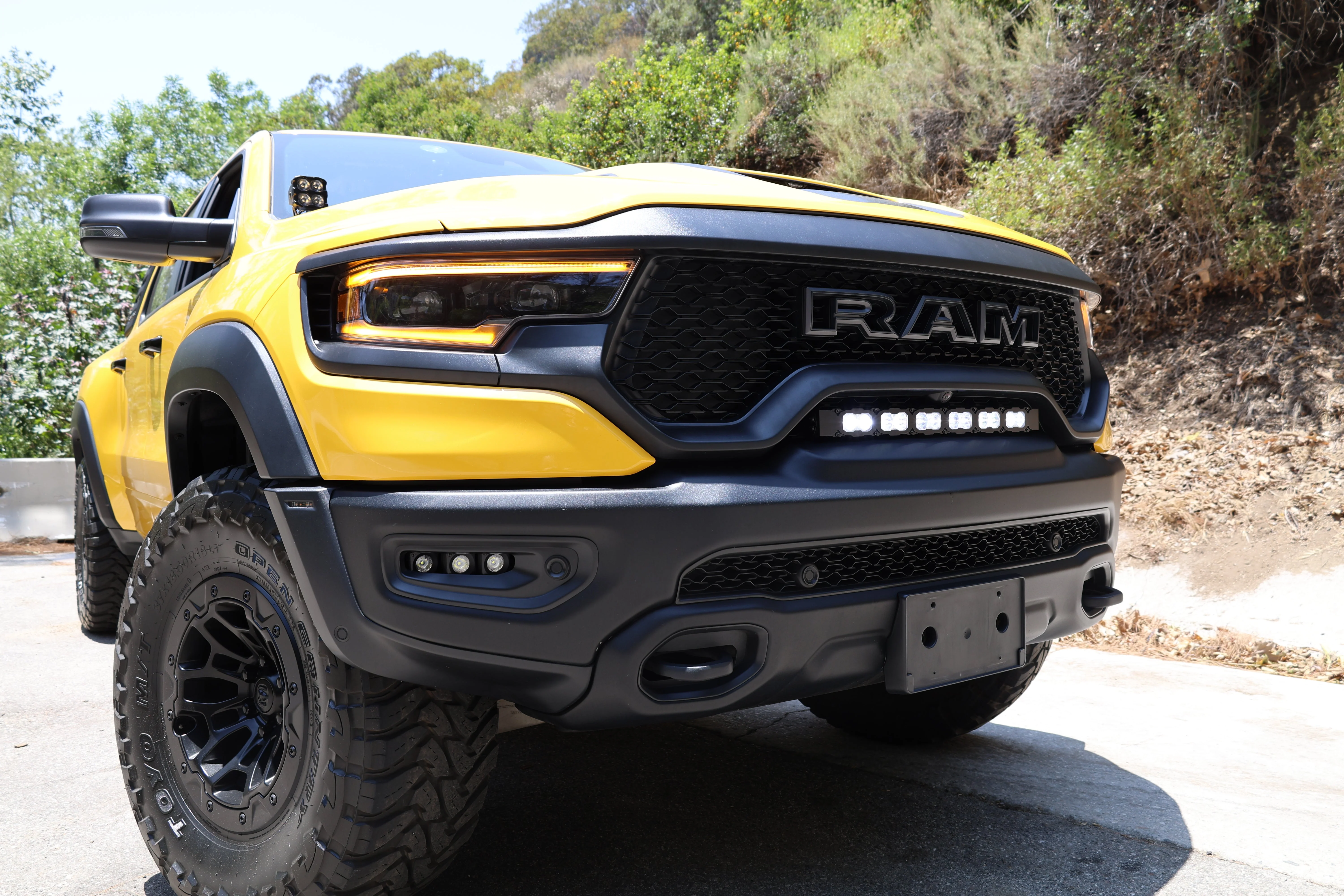 2021-24 RAM TRX 23in Light Bar PRO - Image 8