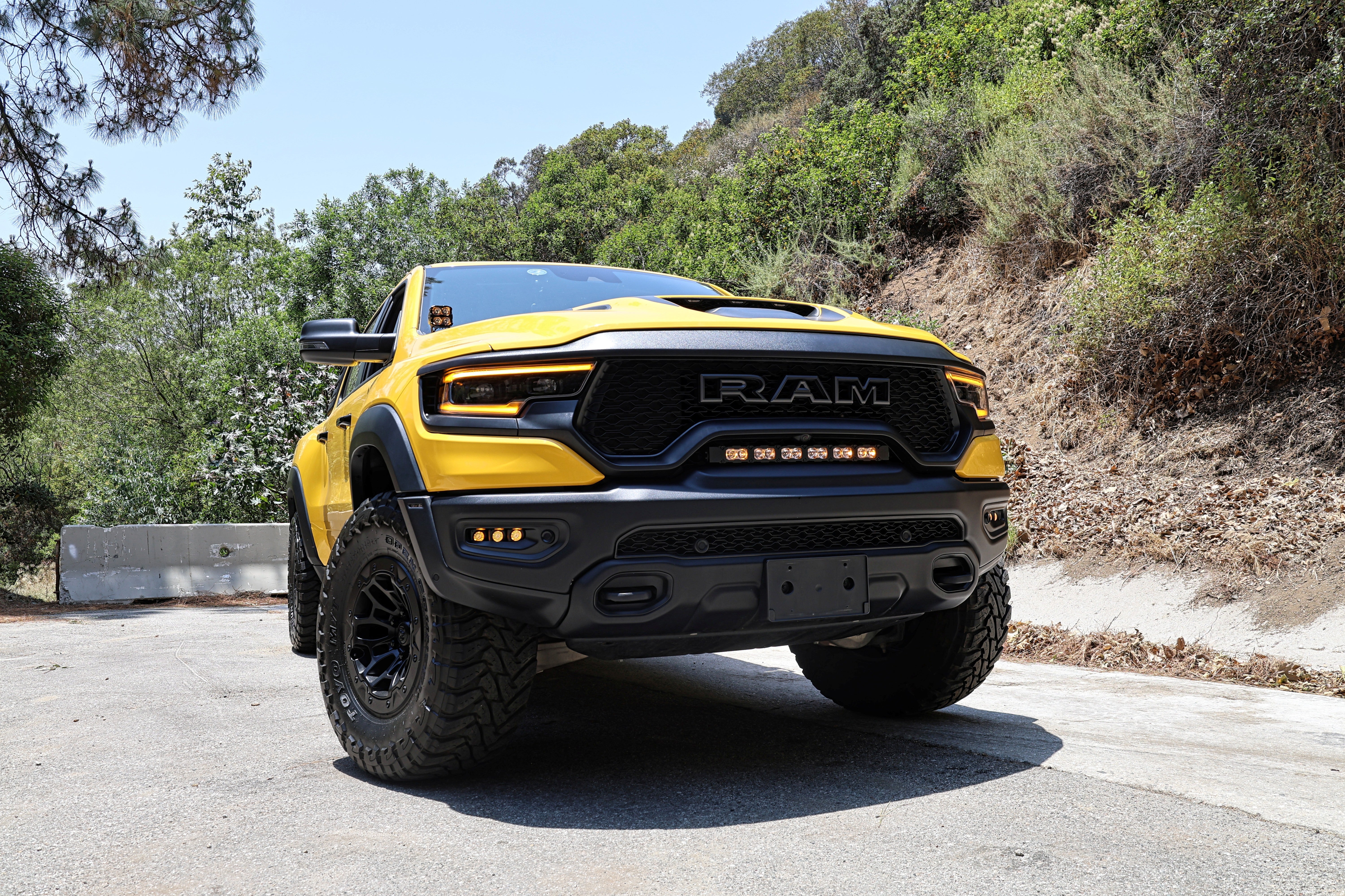 2021-24 RAM TRX 23in Light Bar PRO - Image 9