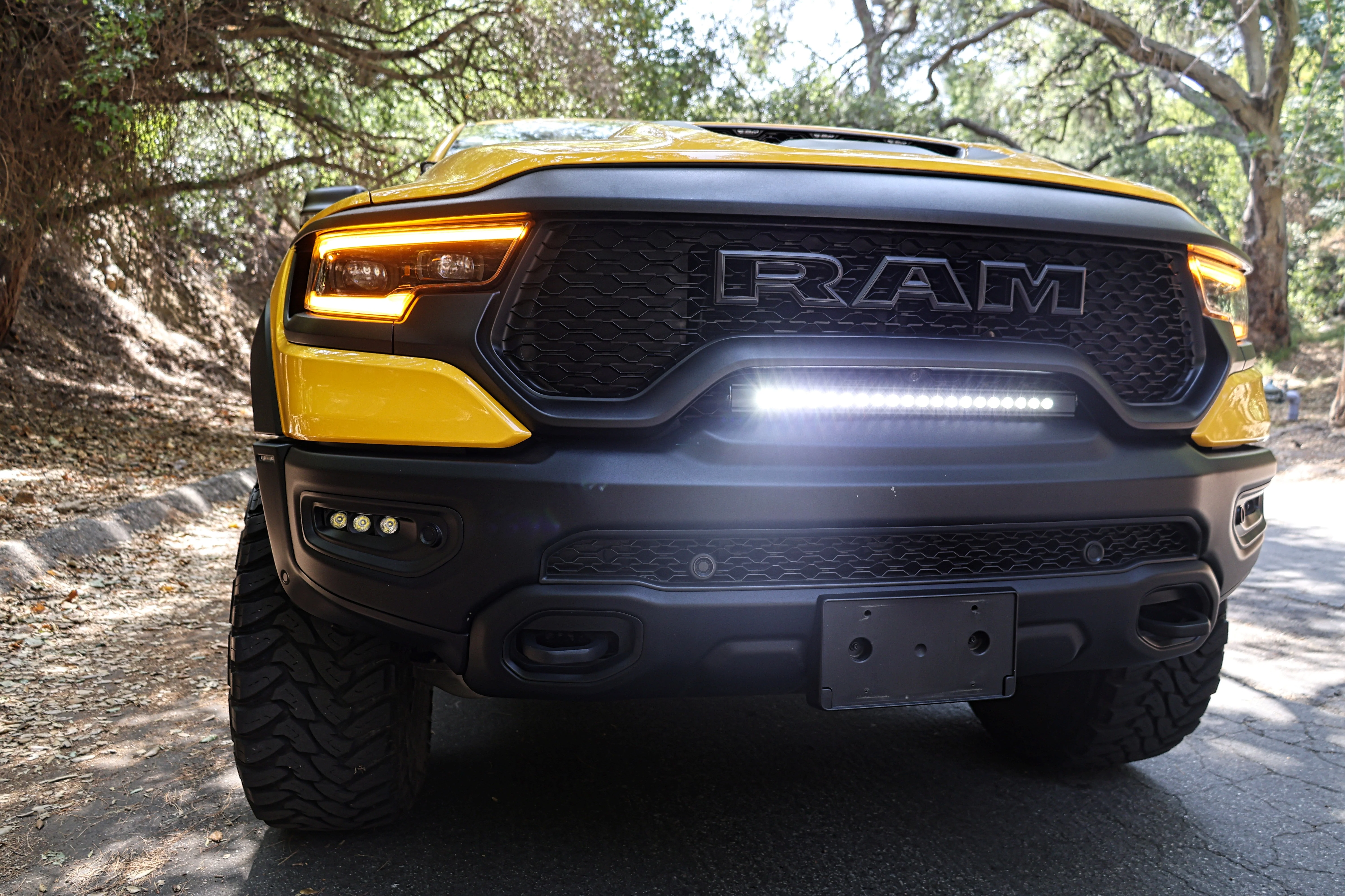 2021-24 RAM TRX 23in Light Bar SLIM - Image 13