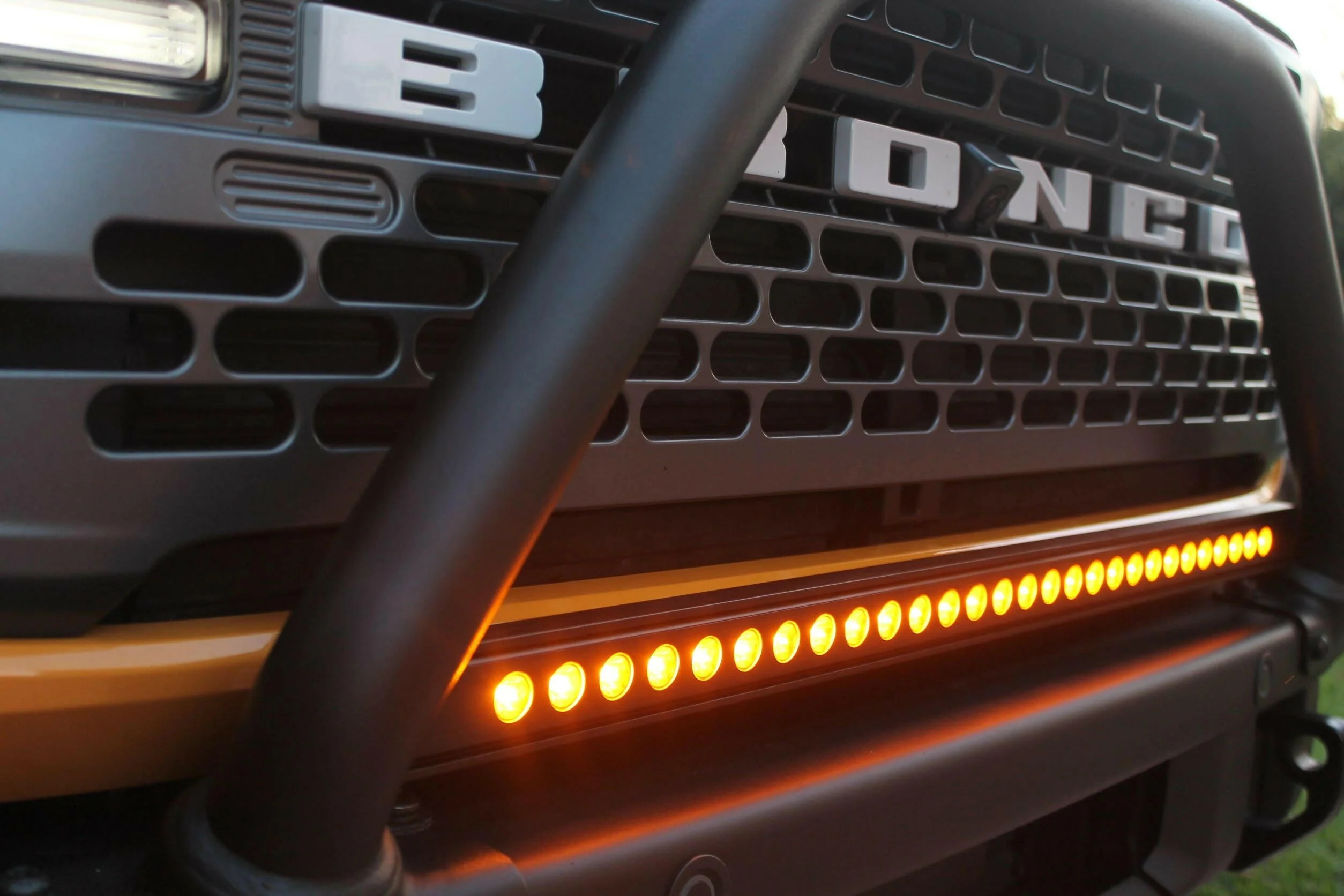 2021+ Ford Bronco Modular Bumper 30in Light Bar - Image 5