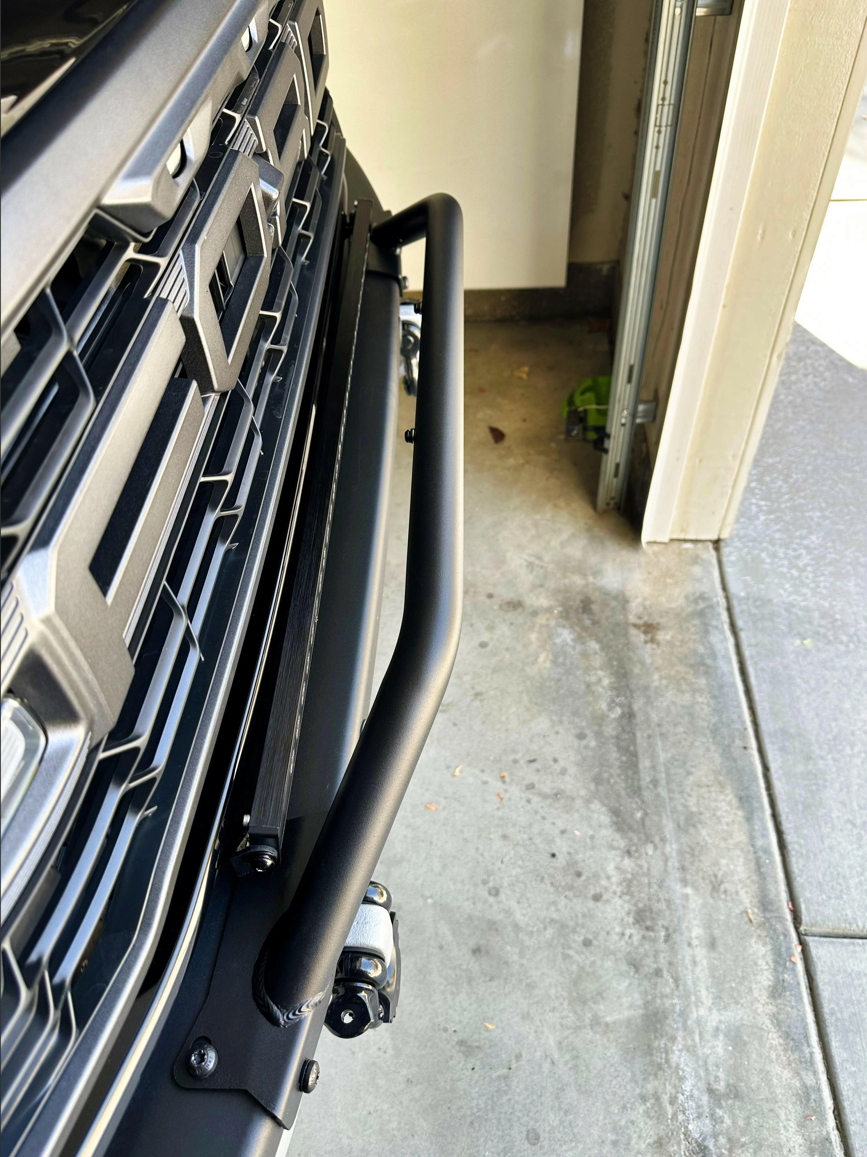 2021+ Ford Bronco Modular Bumper 30in Light Bar - Image 8