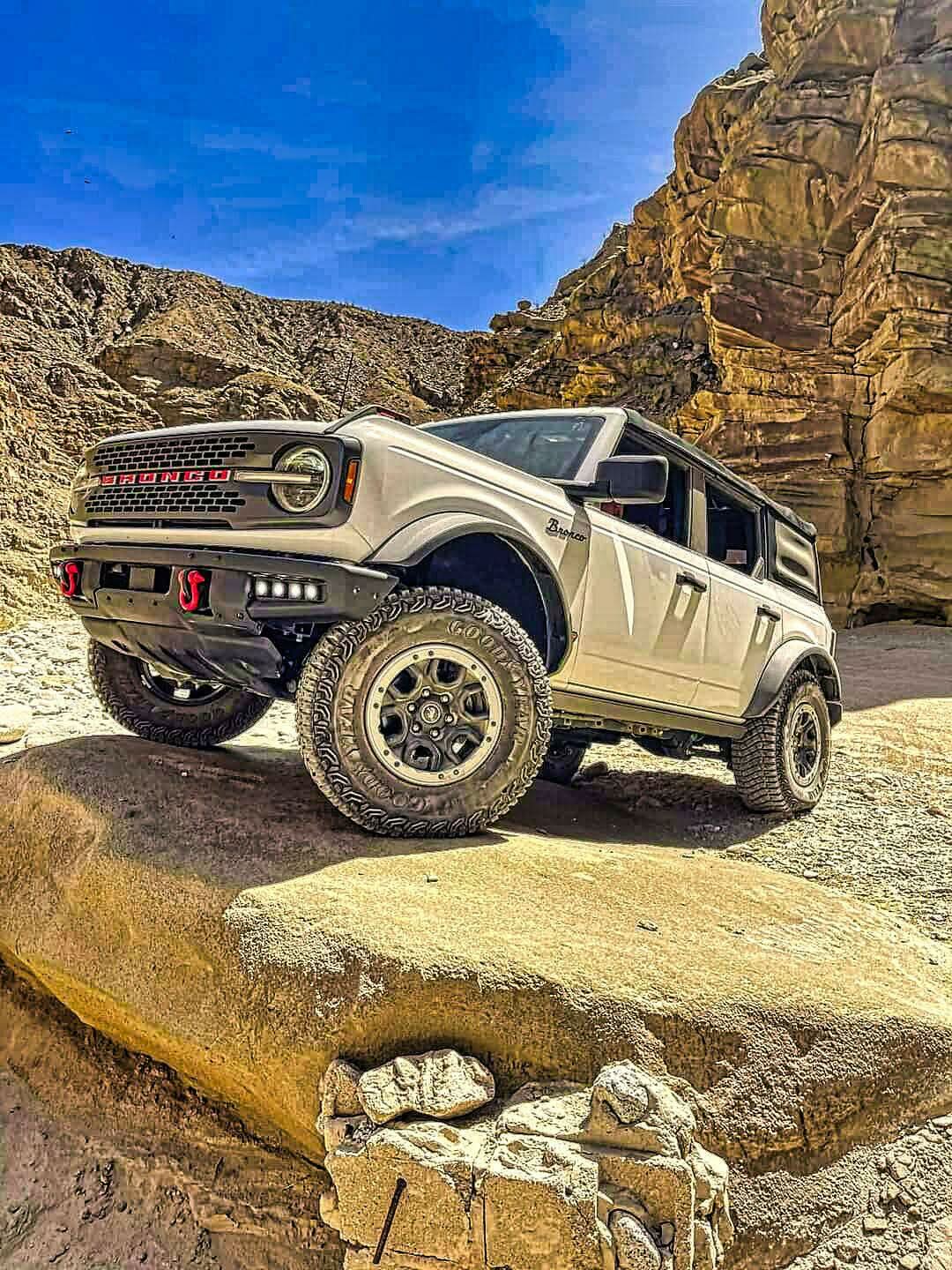 2021+ Ford Bronco Modular Bumper Dual Function Fog Light Kit - Image 12