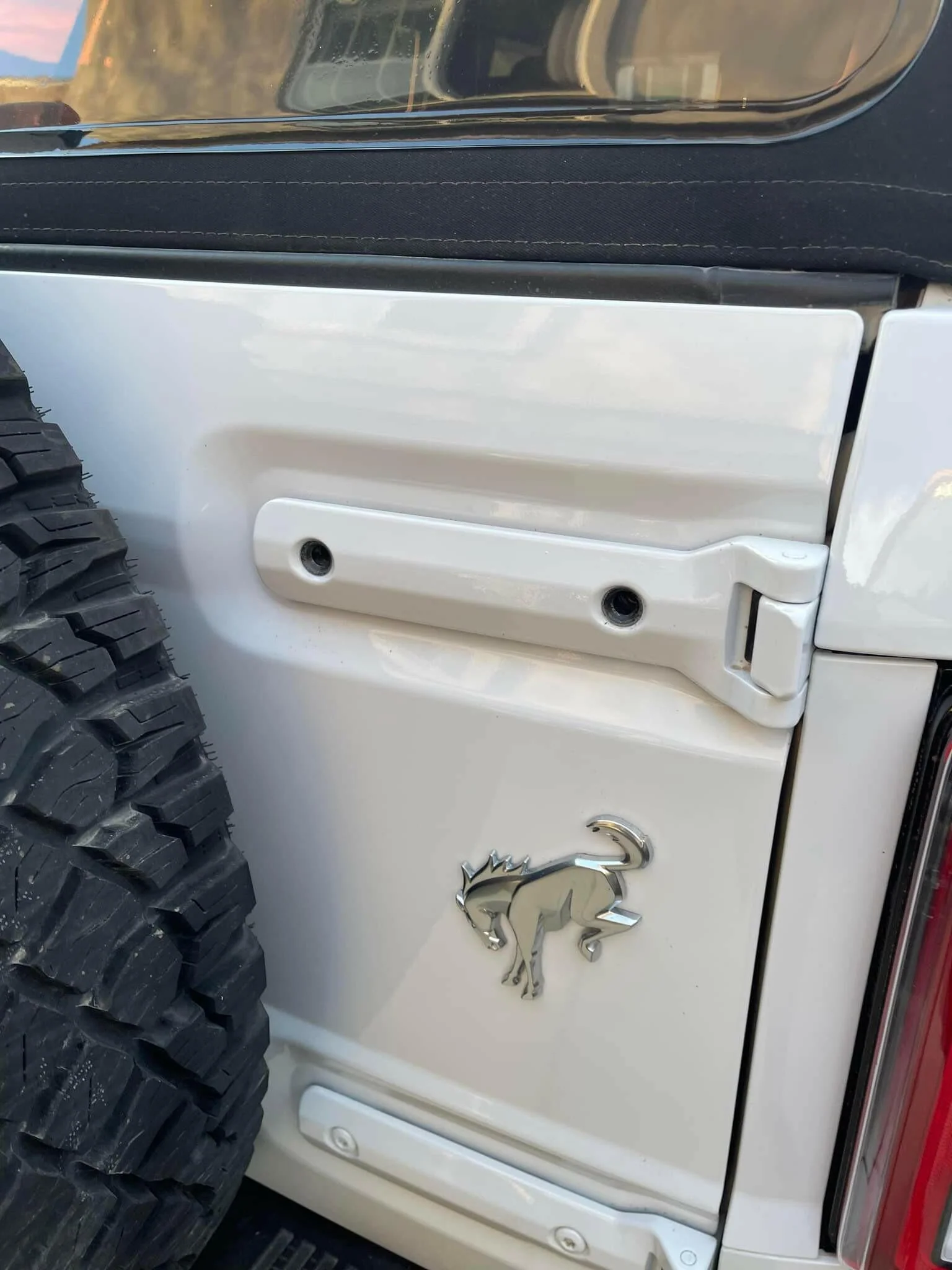 2021+ Ford Bronco Tailgate Hinge/Reverse/Chase Light Kit - Image 3
