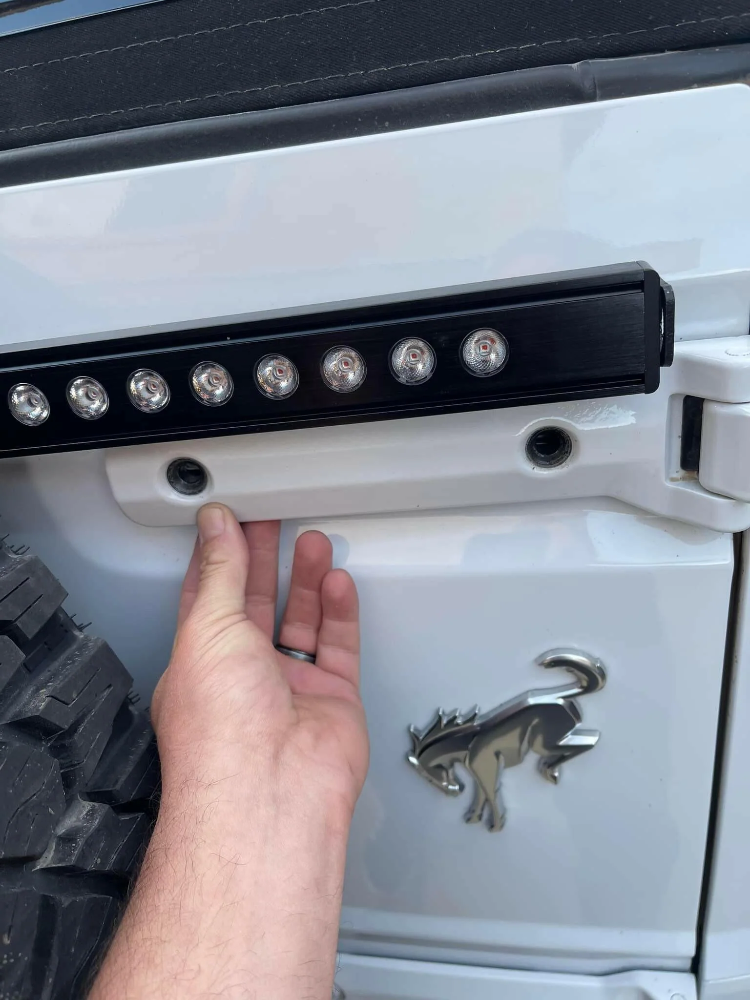 2021+ Ford Bronco Tailgate Hinge/Reverse/Chase Light Kit - Image 6