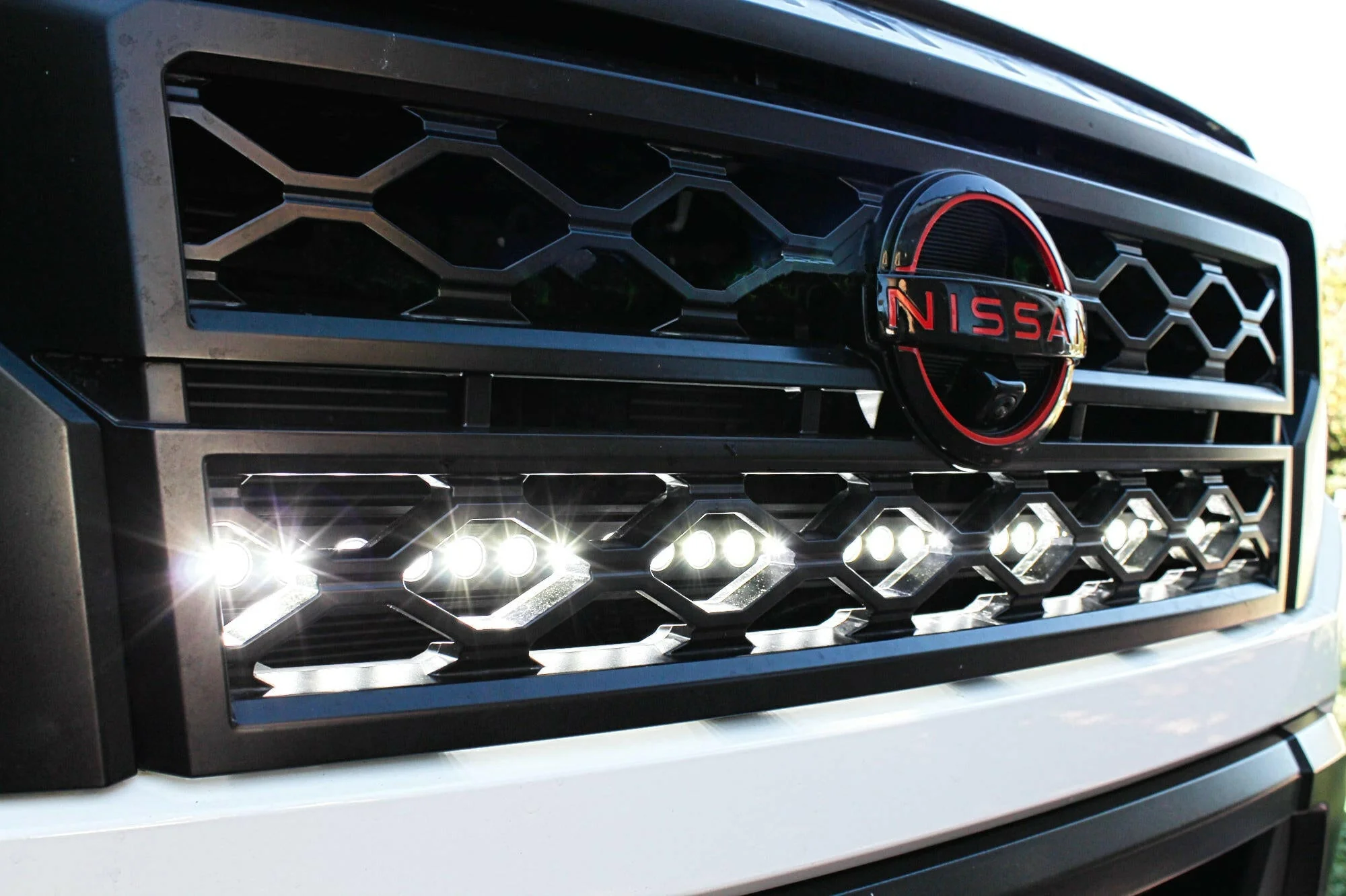2022-24 Nissan Frontier Single 30in Light Bar - Image 3
