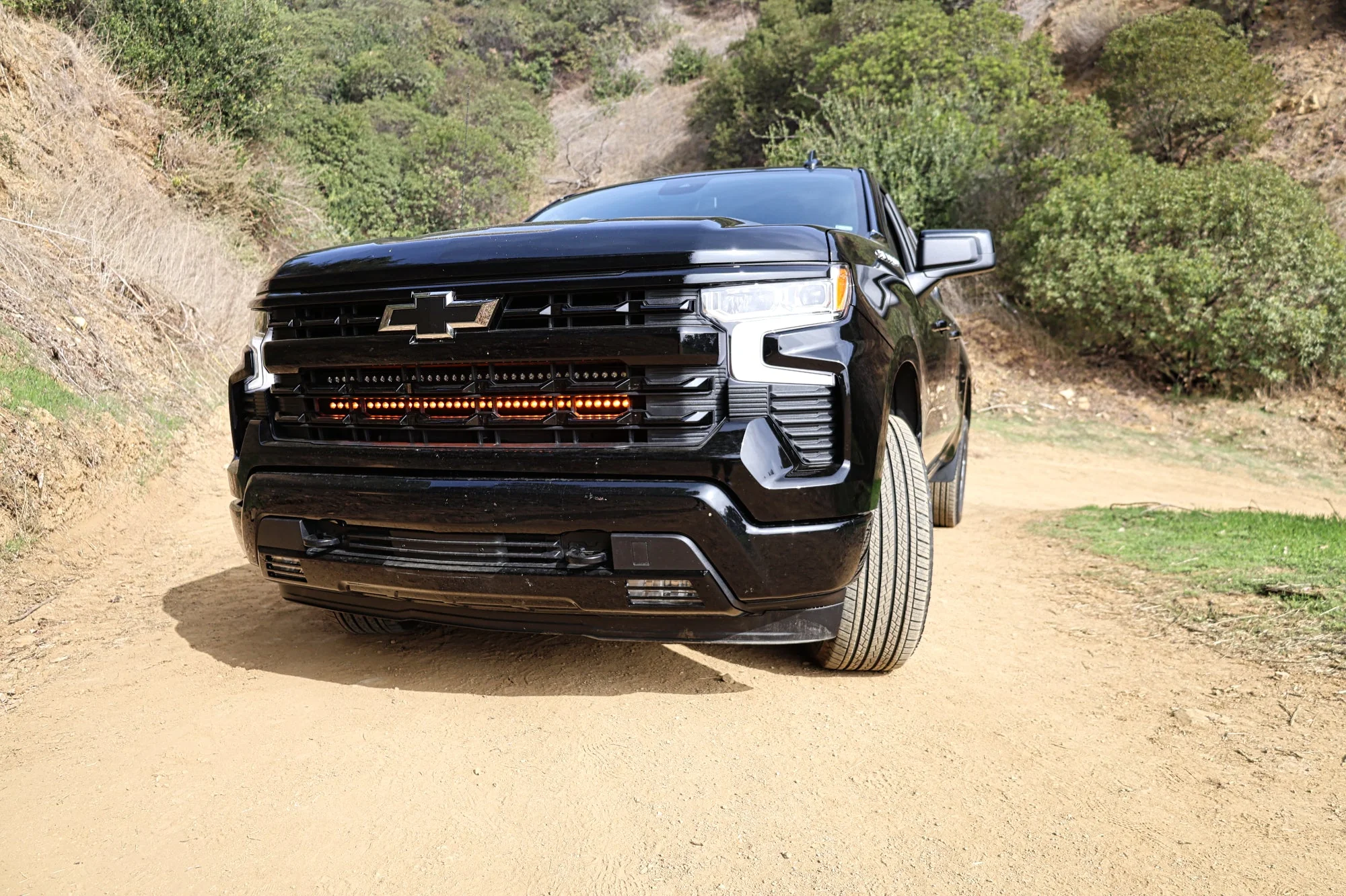 2022+ Chevrolet Silverado 1500 Dual 40s Light Bars - Image 12