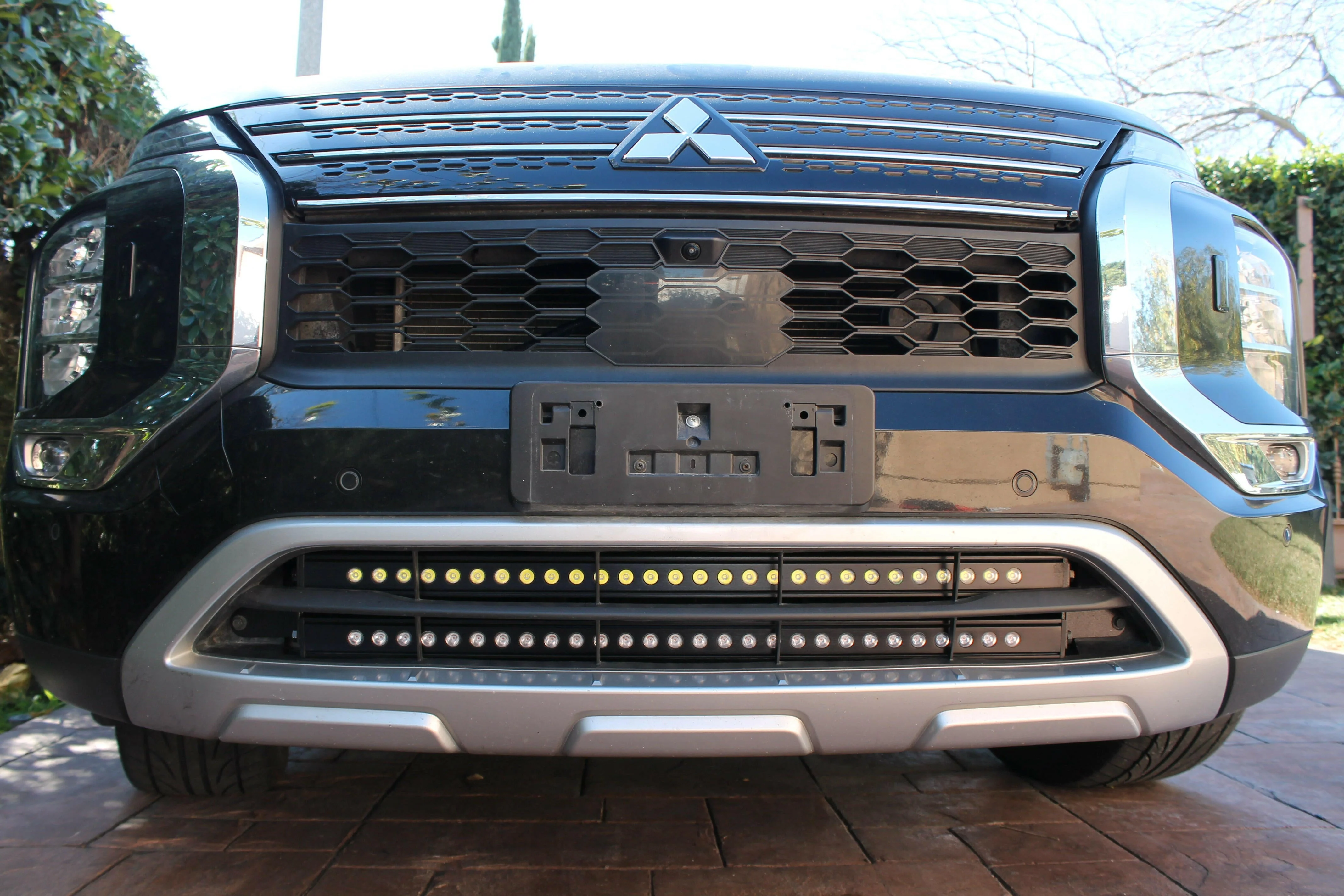 2022+ Mitsubishi Outlander Dual 30s Light Bars - Image 4