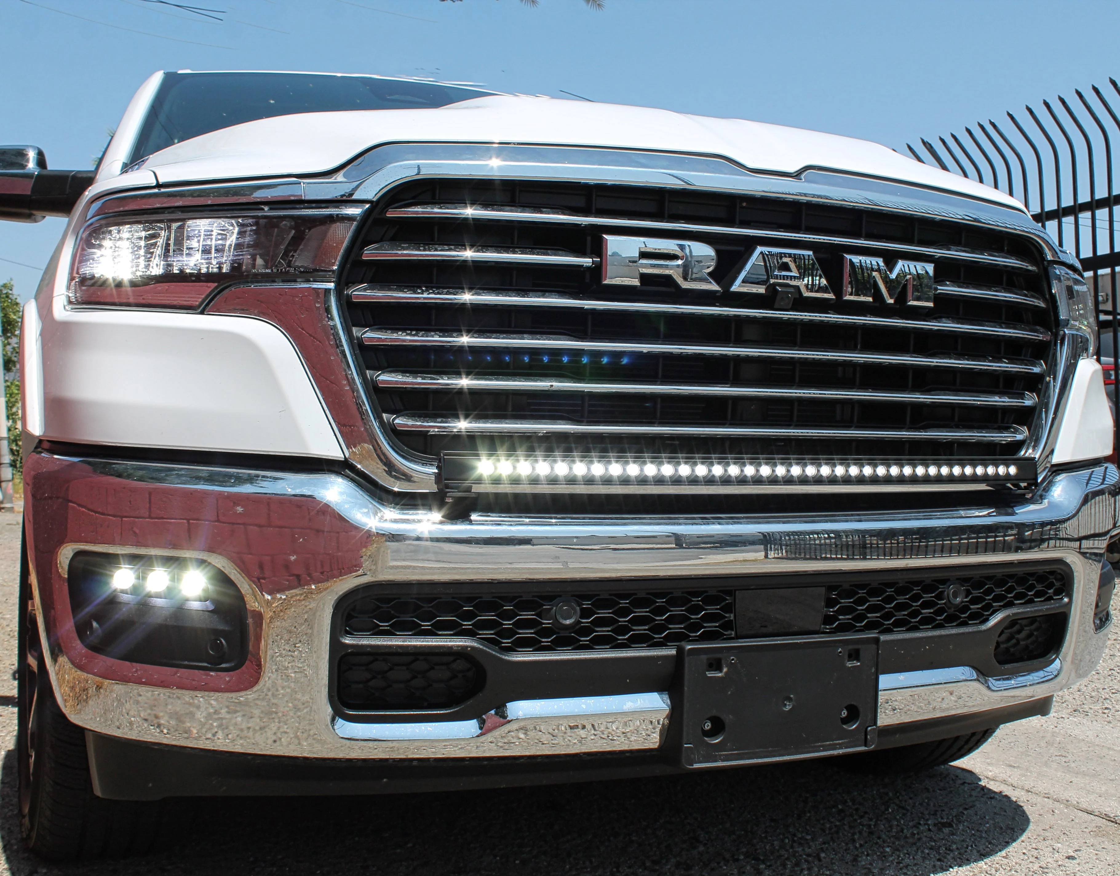 2025+ RAM 1500 Fog Light Kit - Image 12