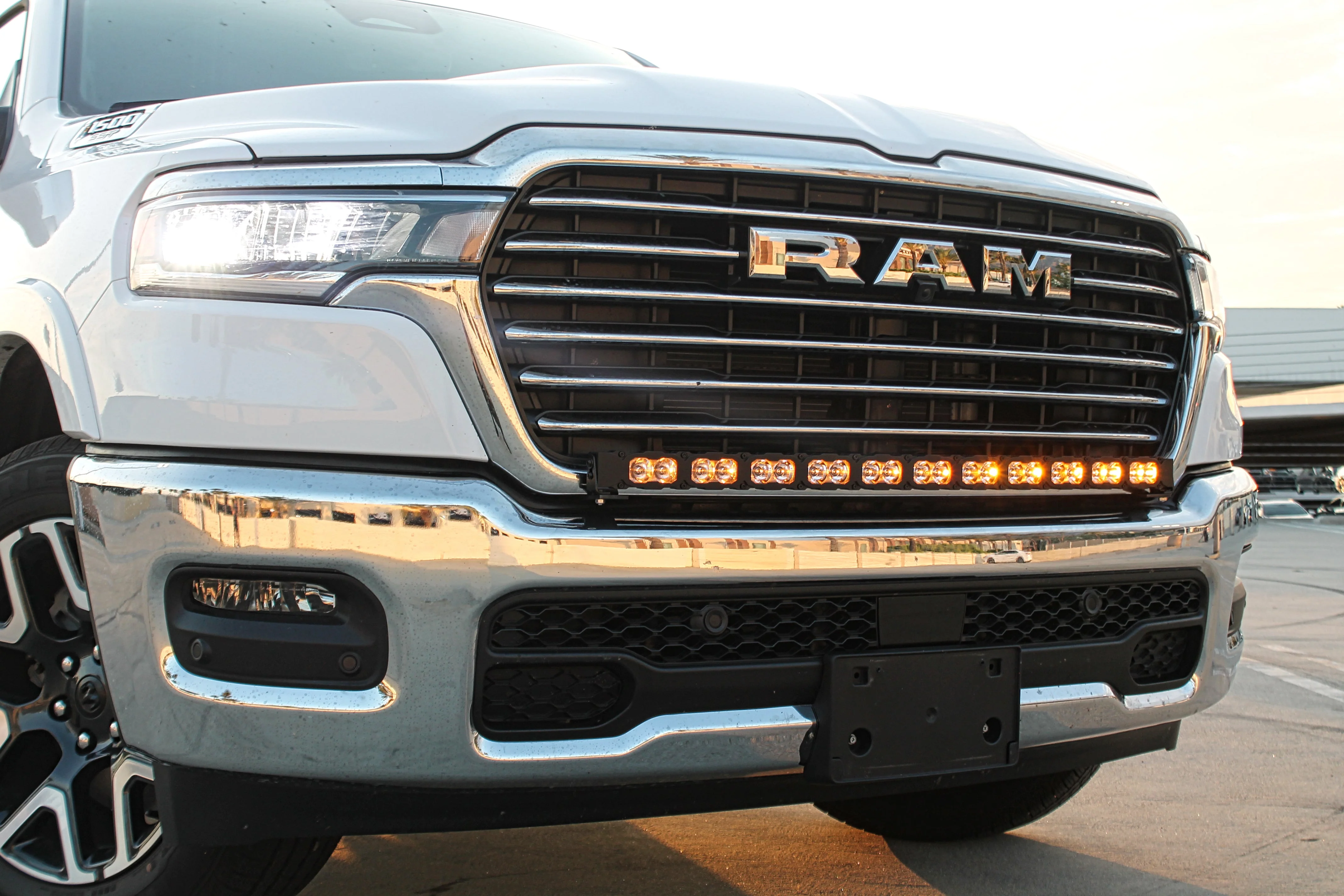 2025+ RAM 1500 40in Light Bar - PRO - Image 3
