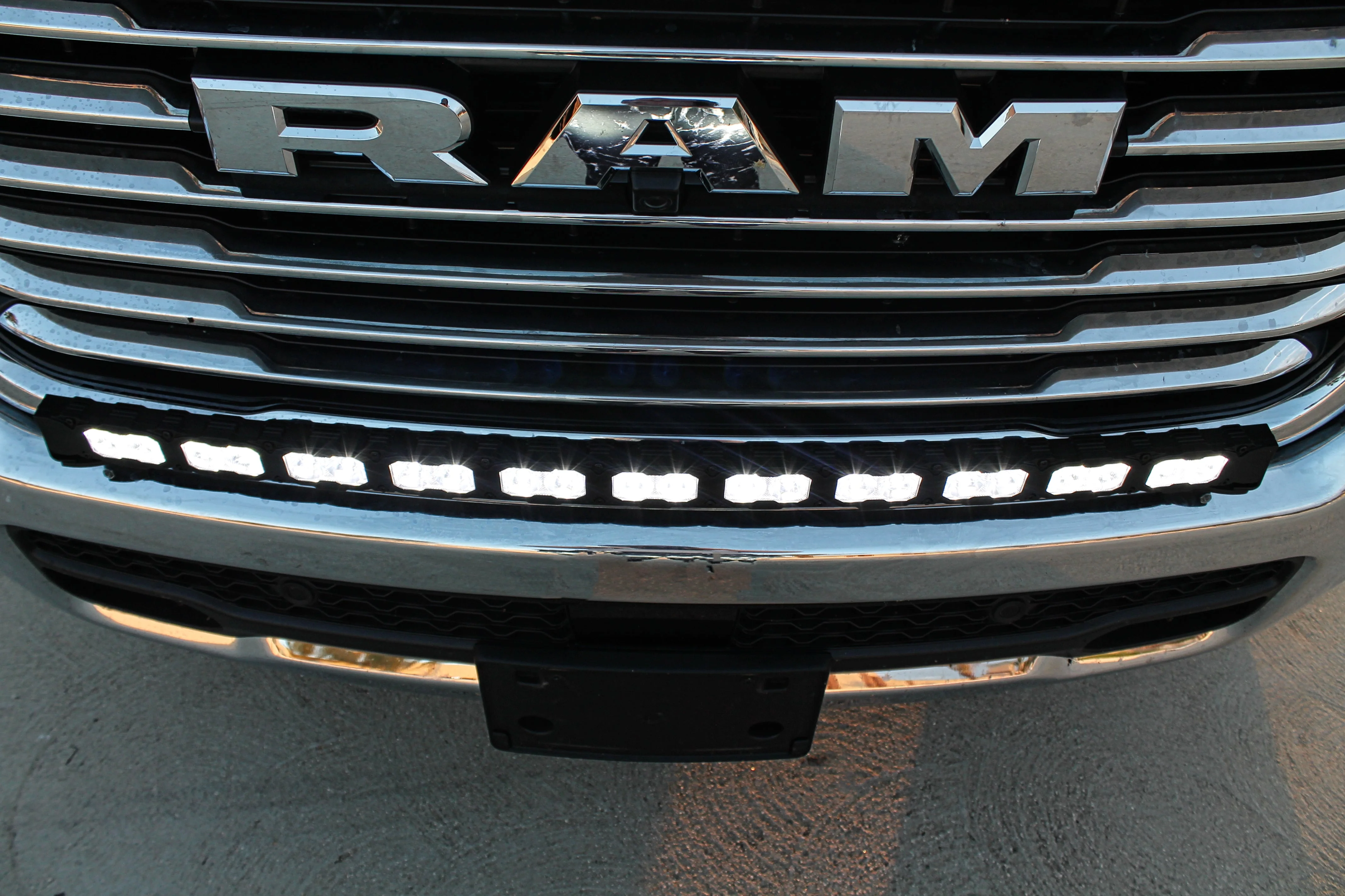 2025+ RAM 1500 40in Light Bar - PRO - Image 4