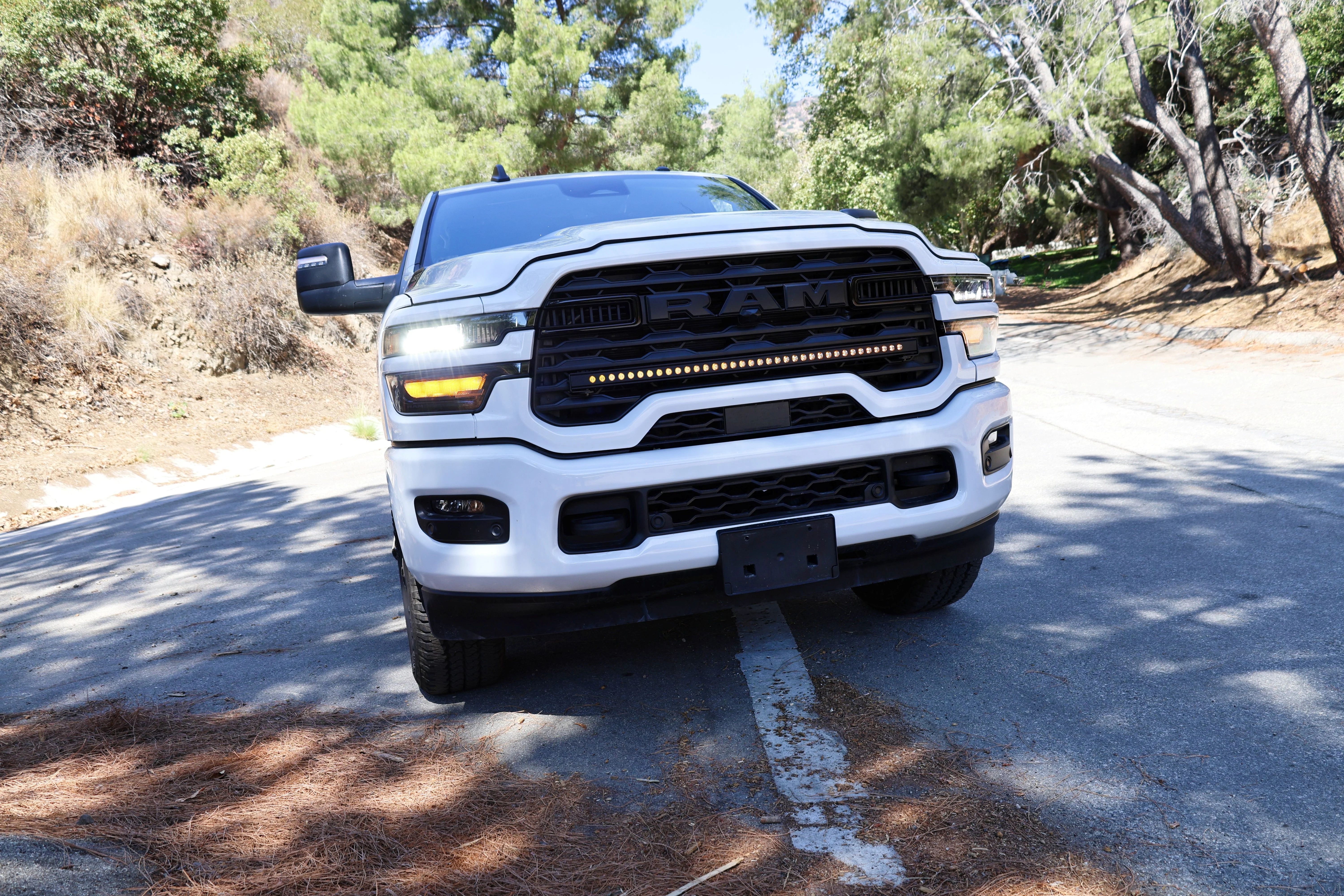 2025+ RAM 2500/3500 40in Light Bar SLIM - Image 3