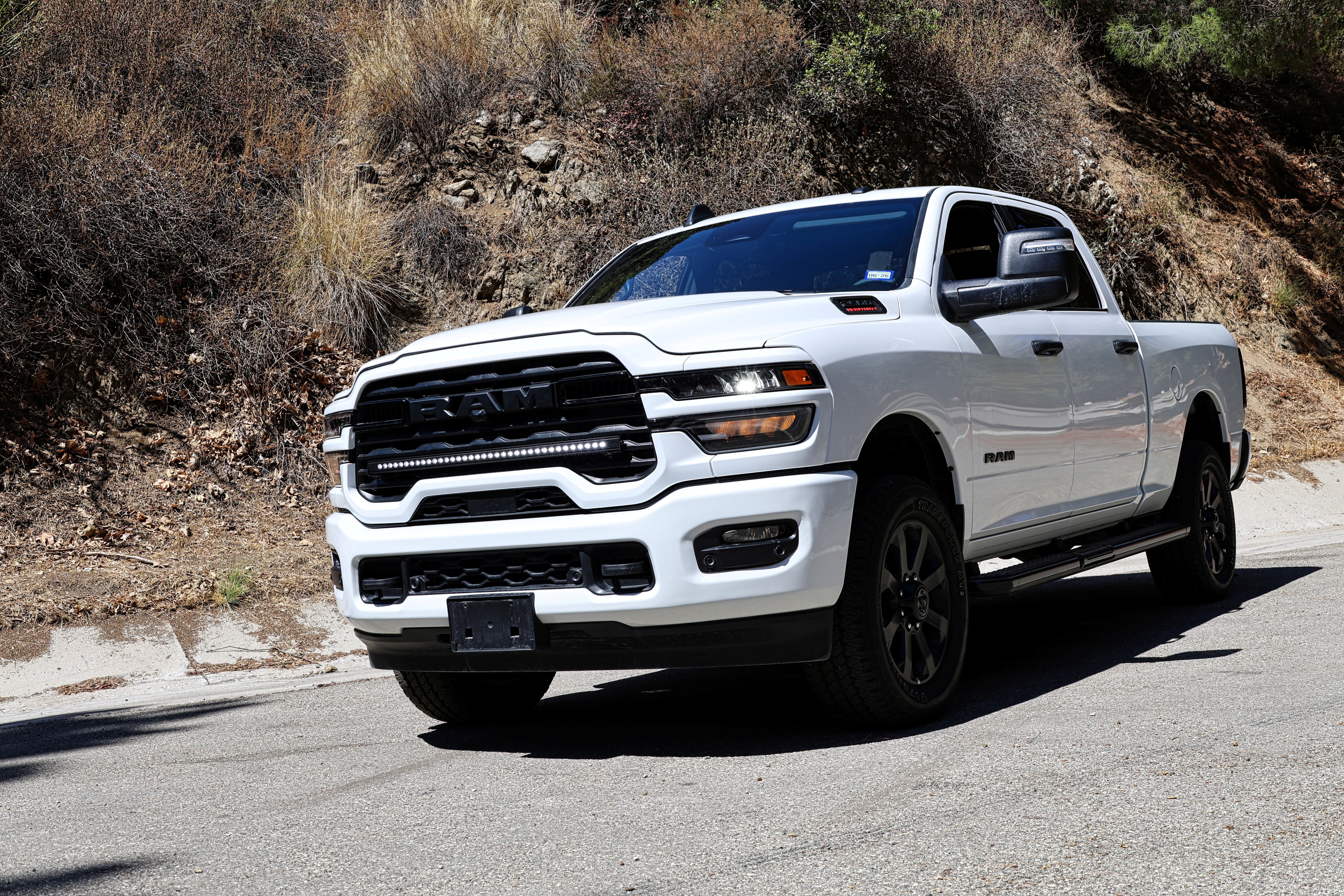2025+ RAM 2500/3500 40in Light Bar SLIM - Image 5