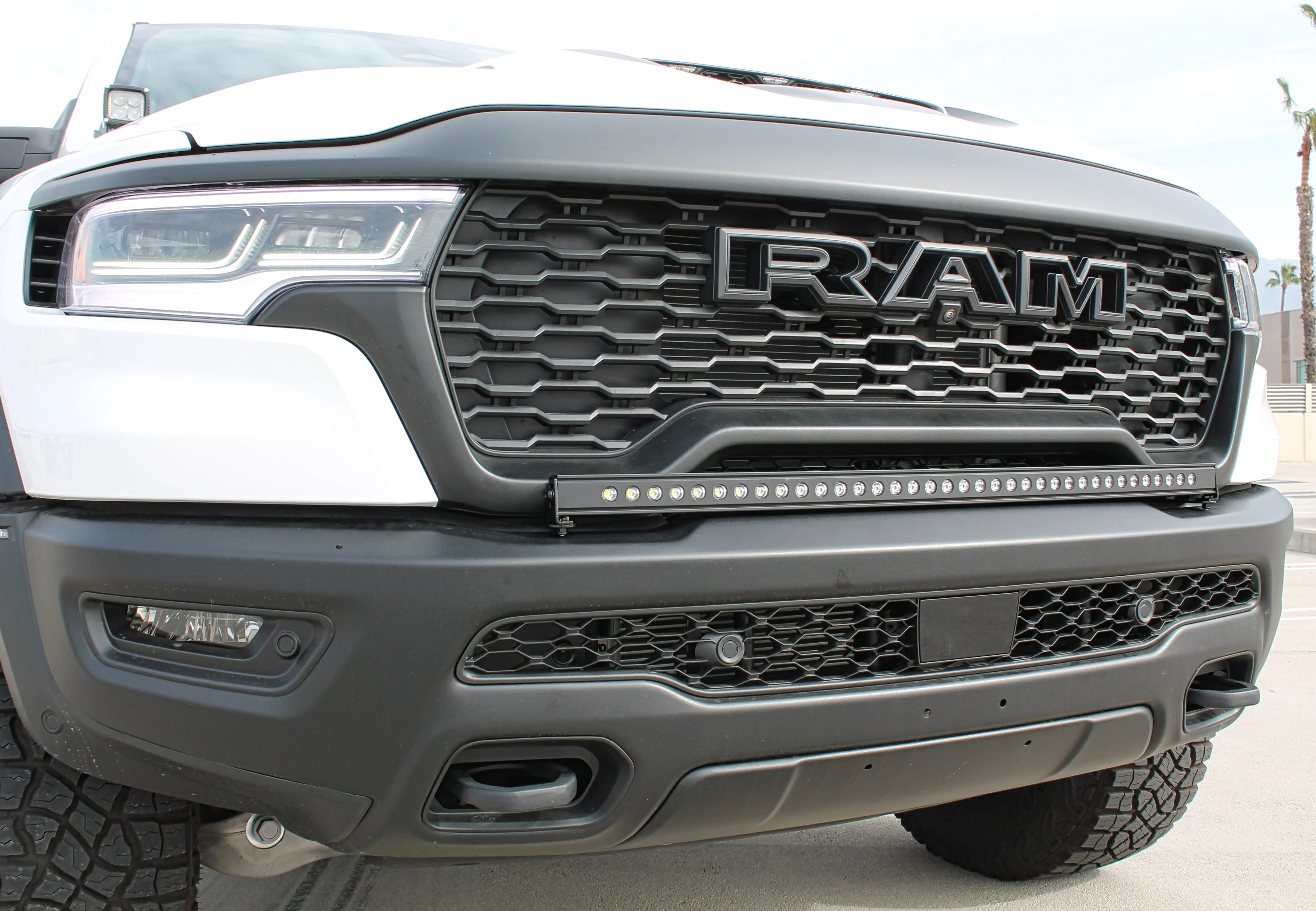 2025+ RAM Rebel 40in LIght Bar SLIM - Image 9
