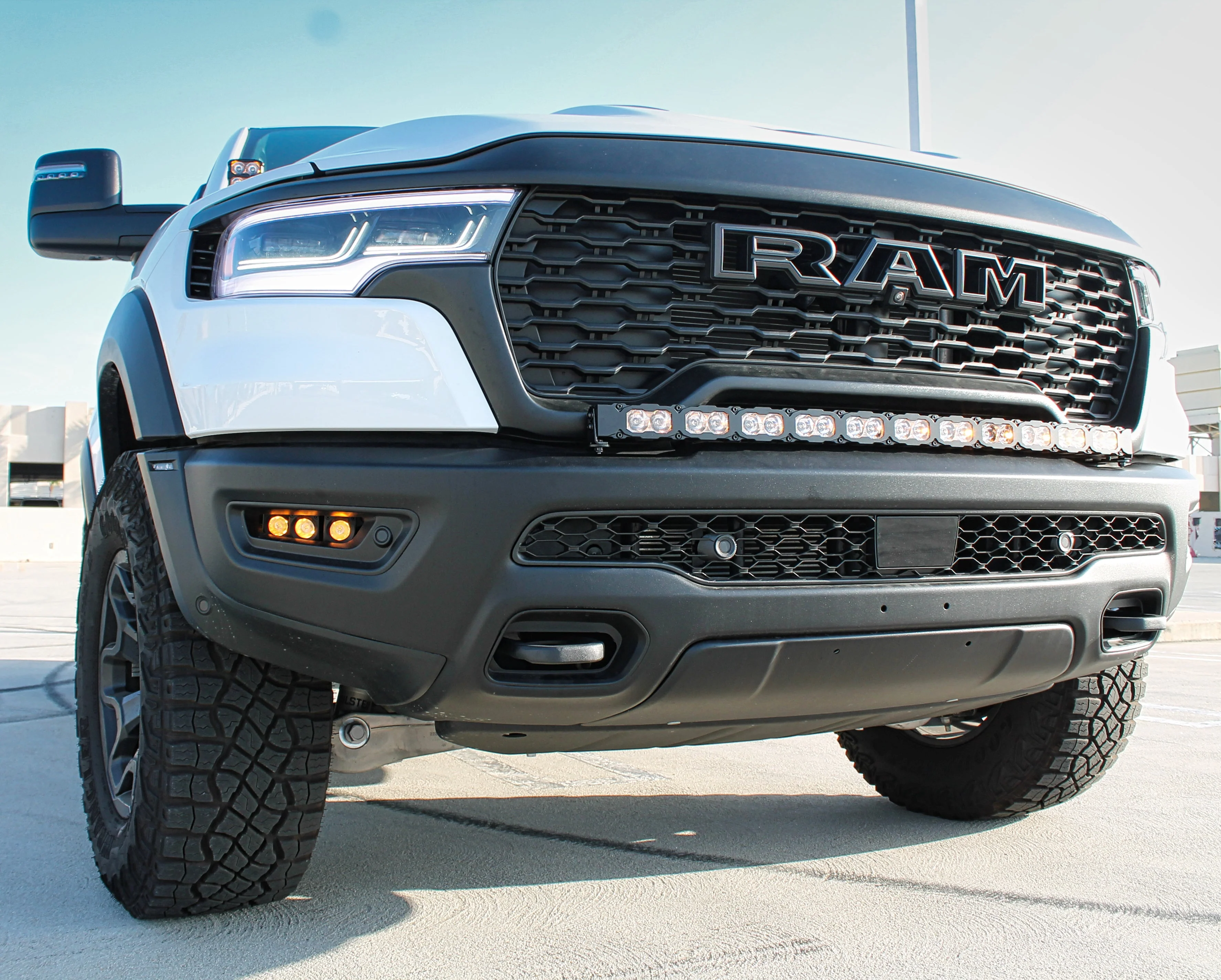 2025+ RAM RHO 40in Light Bar PRO - Image 4