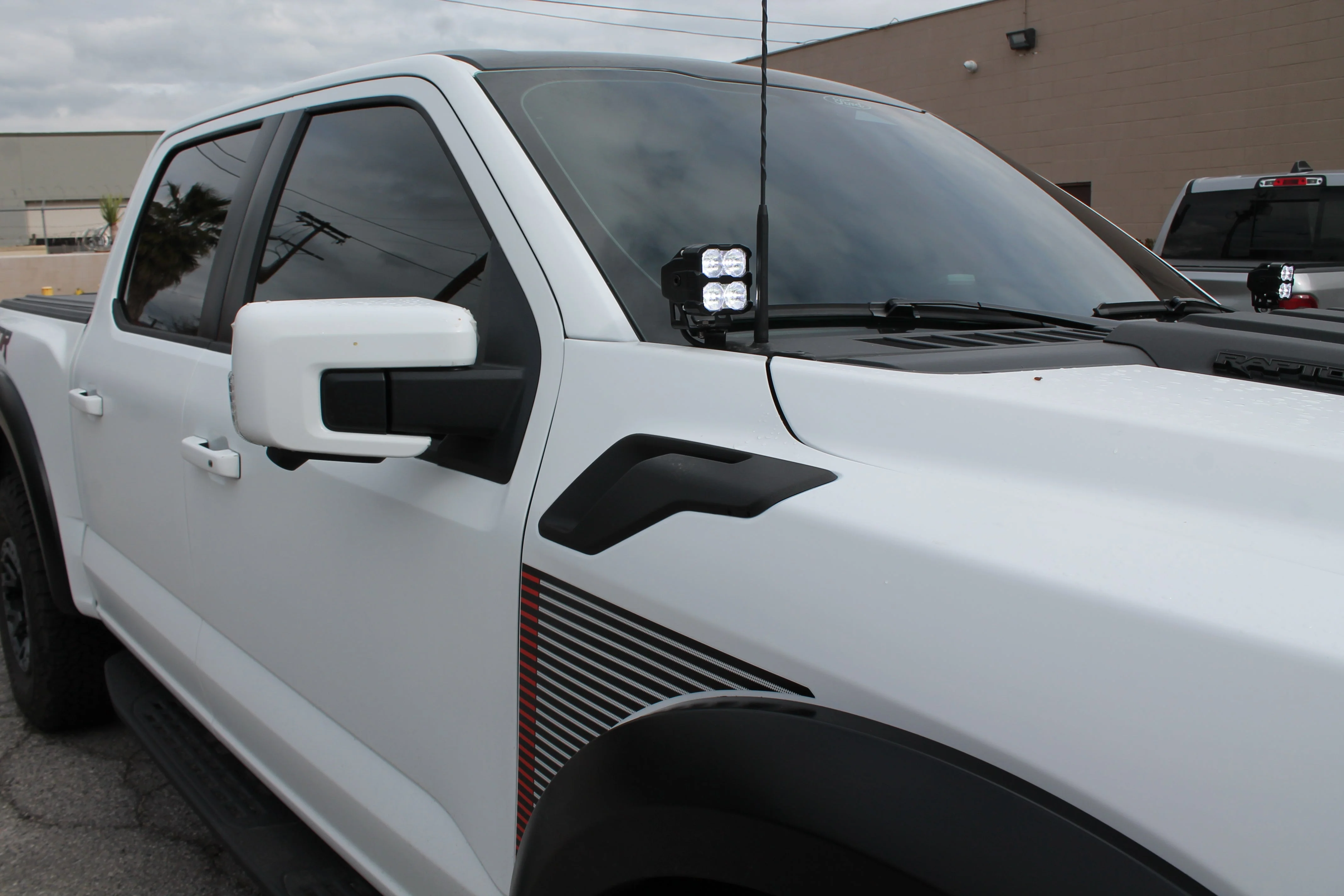 Ford Raptor Gen 3 ditch lights 2024+ Refresh Ditch Lights - PRO - Image 13