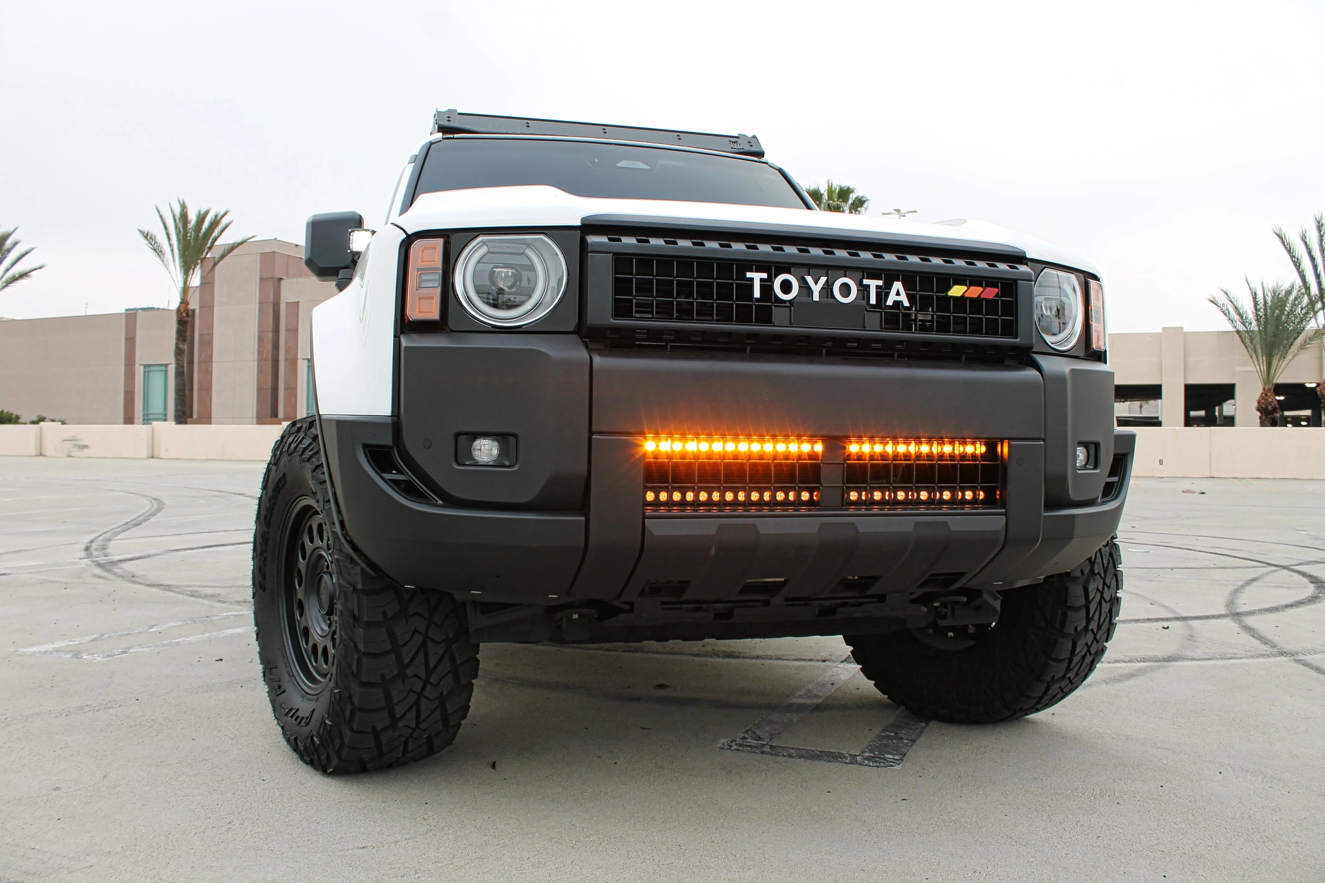 Land Cruiser light bar 2024+ Slim - Image 3