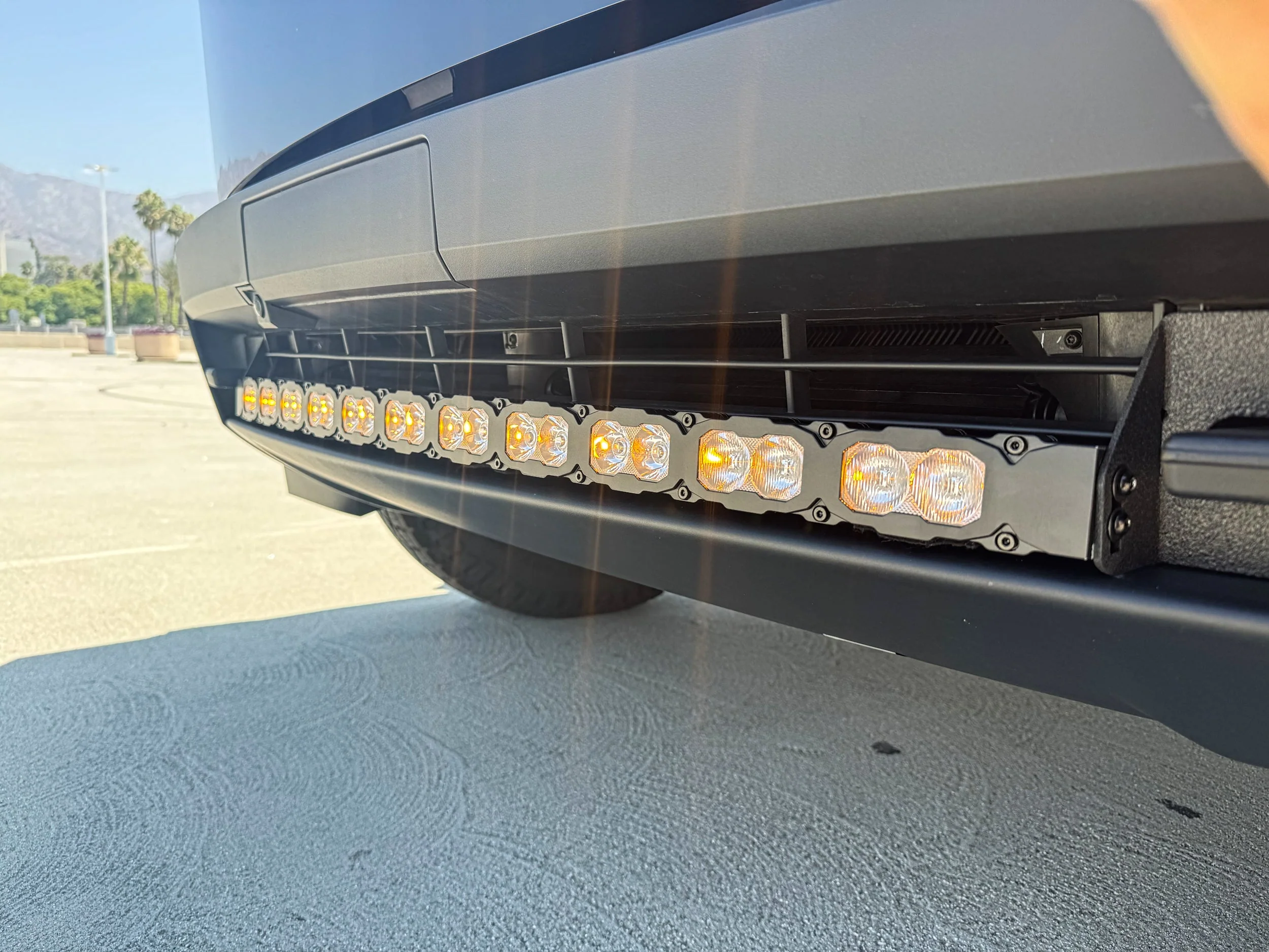 Tesla Cybertruck - Curved 40in Light Bar - PRO - Image 6