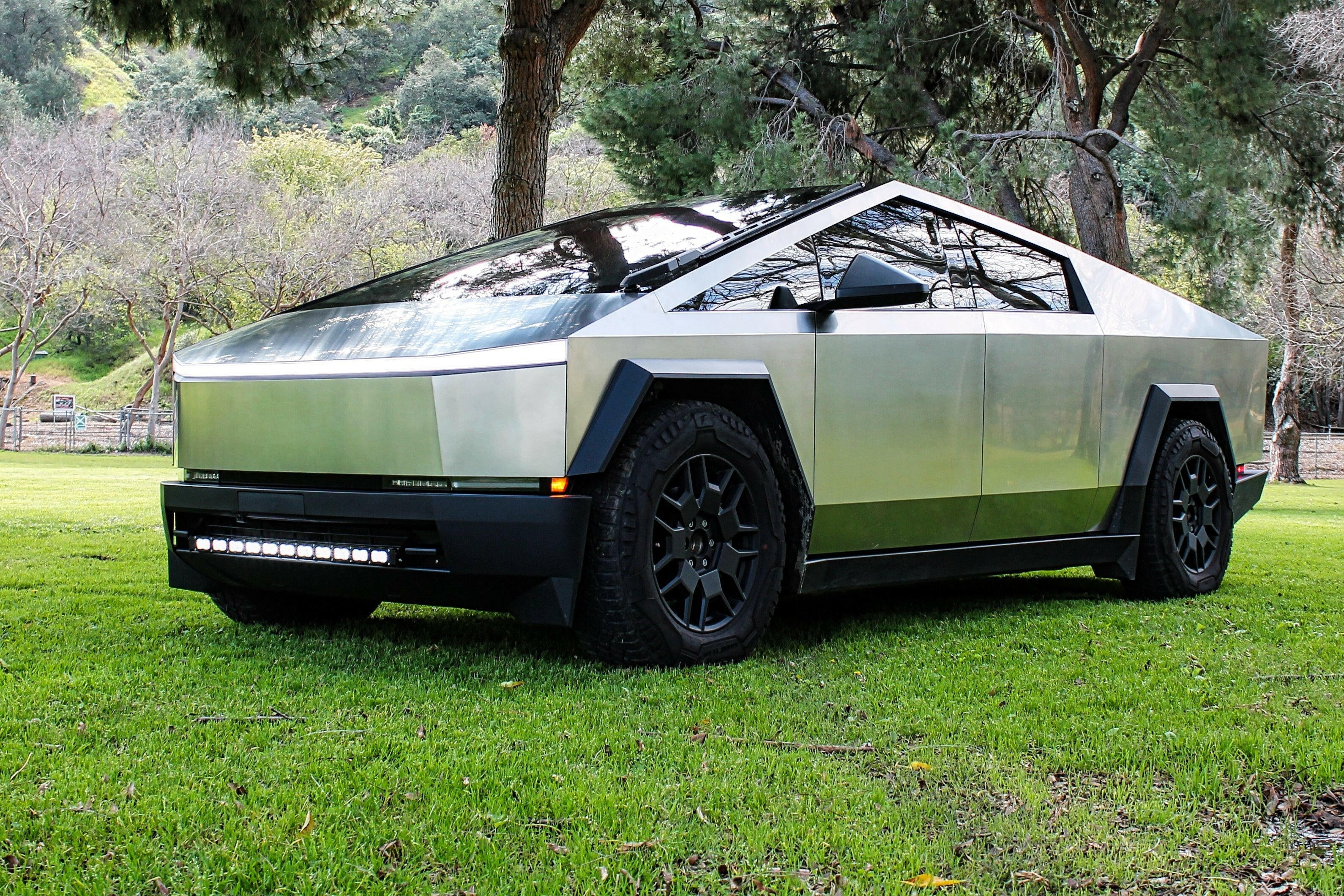 Tesla Cybertruck - Curved 40in Light Bar - PRO - Image 8